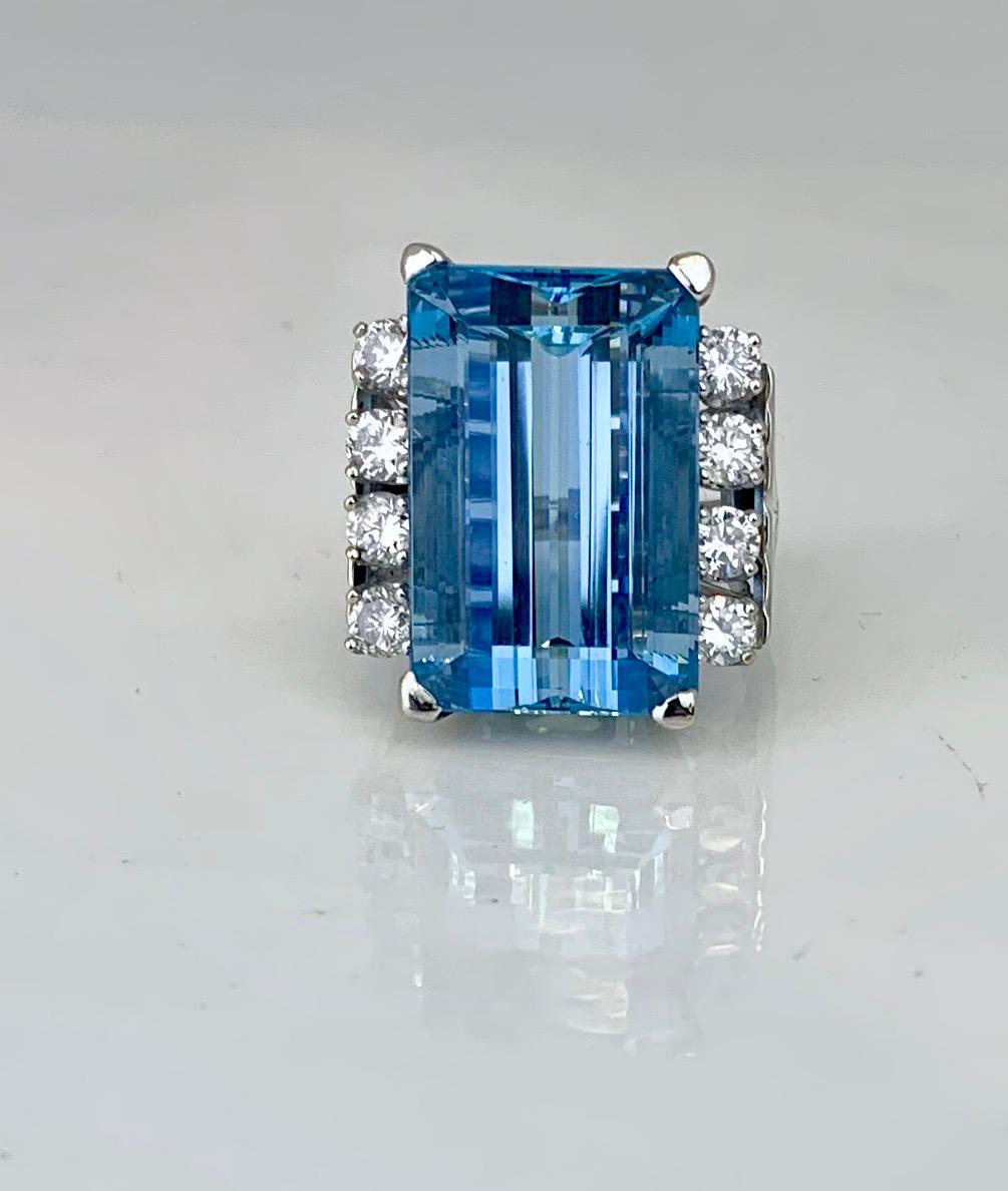 Retro 20 Carat Aquamarine and Diamond Ring In Excellent Condition For Sale In Aliso Viejo, CA