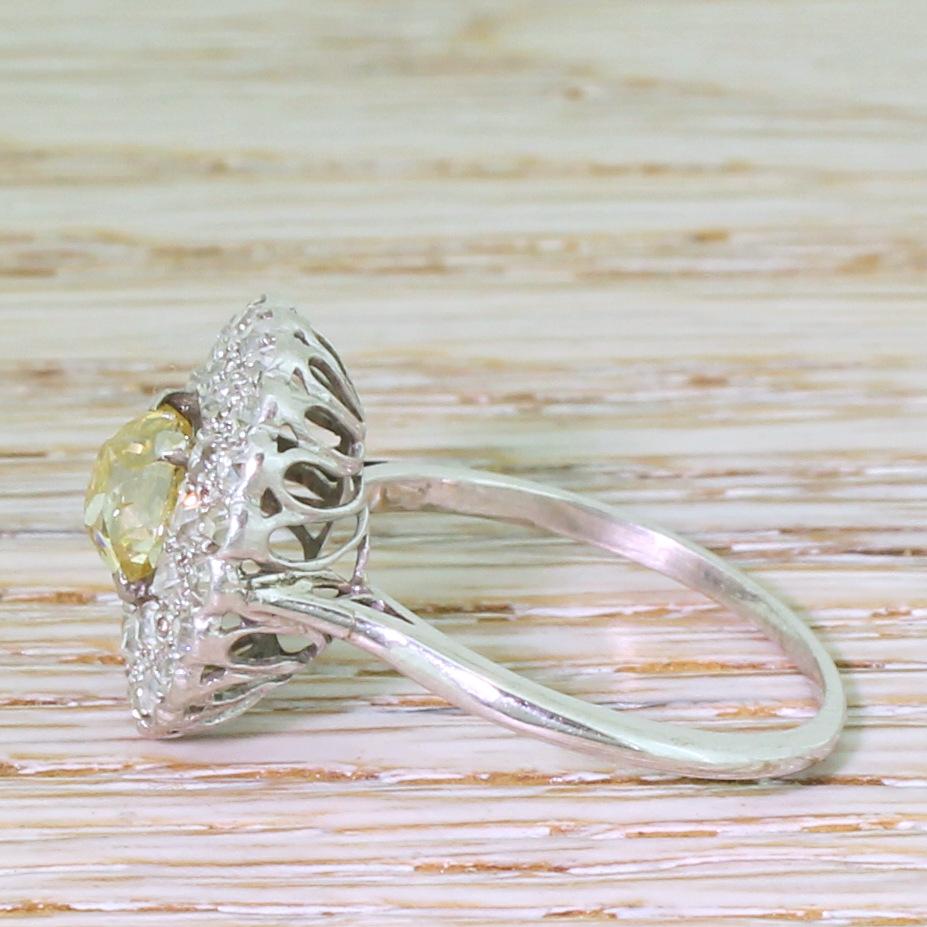 Old Mine Cut Retro 2.87 Carat Fancy Yellow and White Old Cut Cluster Ring, circa 1955 For Sale