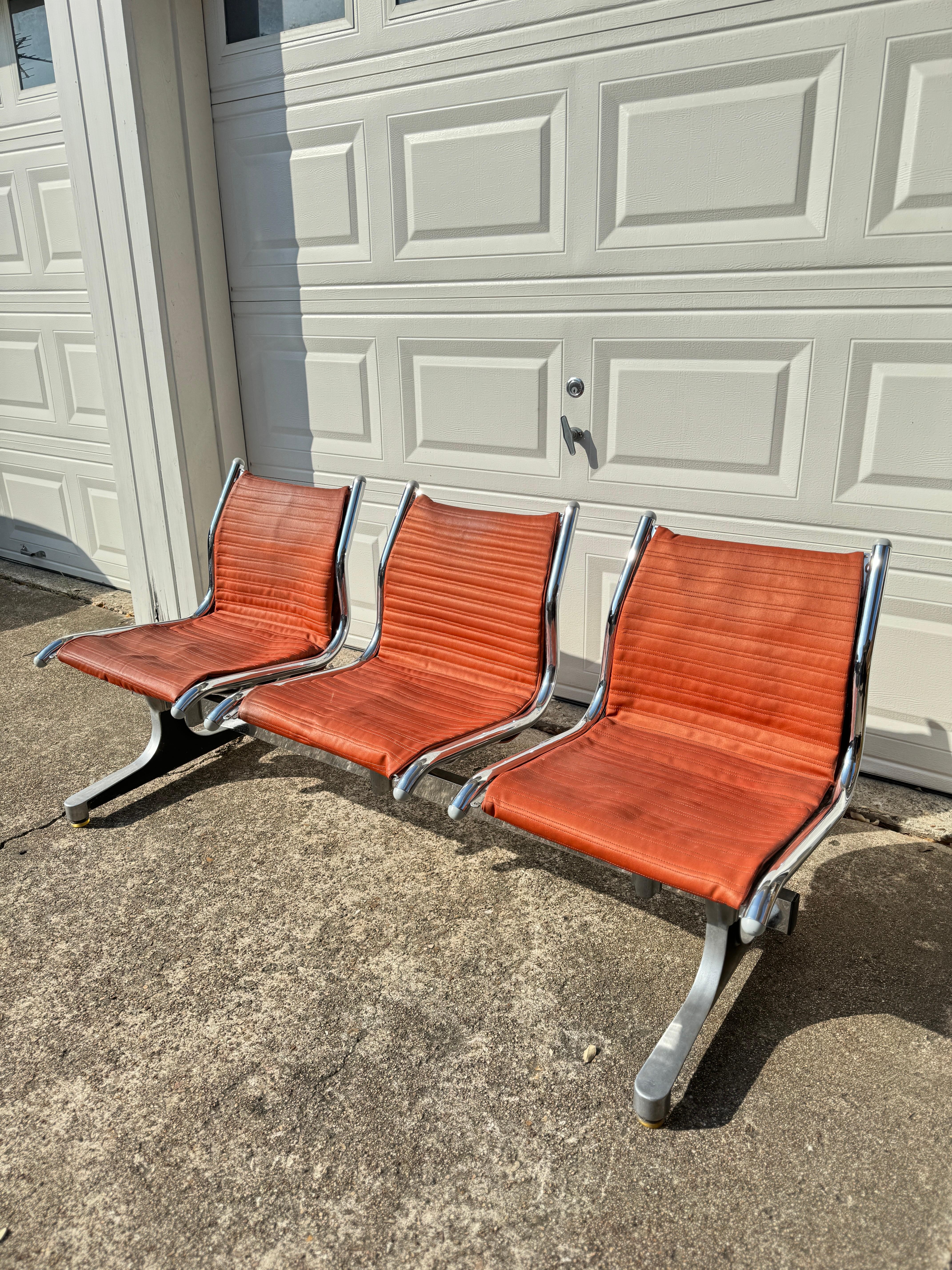 Metal Retro 3 seater leather bench in the style of Herman Miller, circa 1970’s