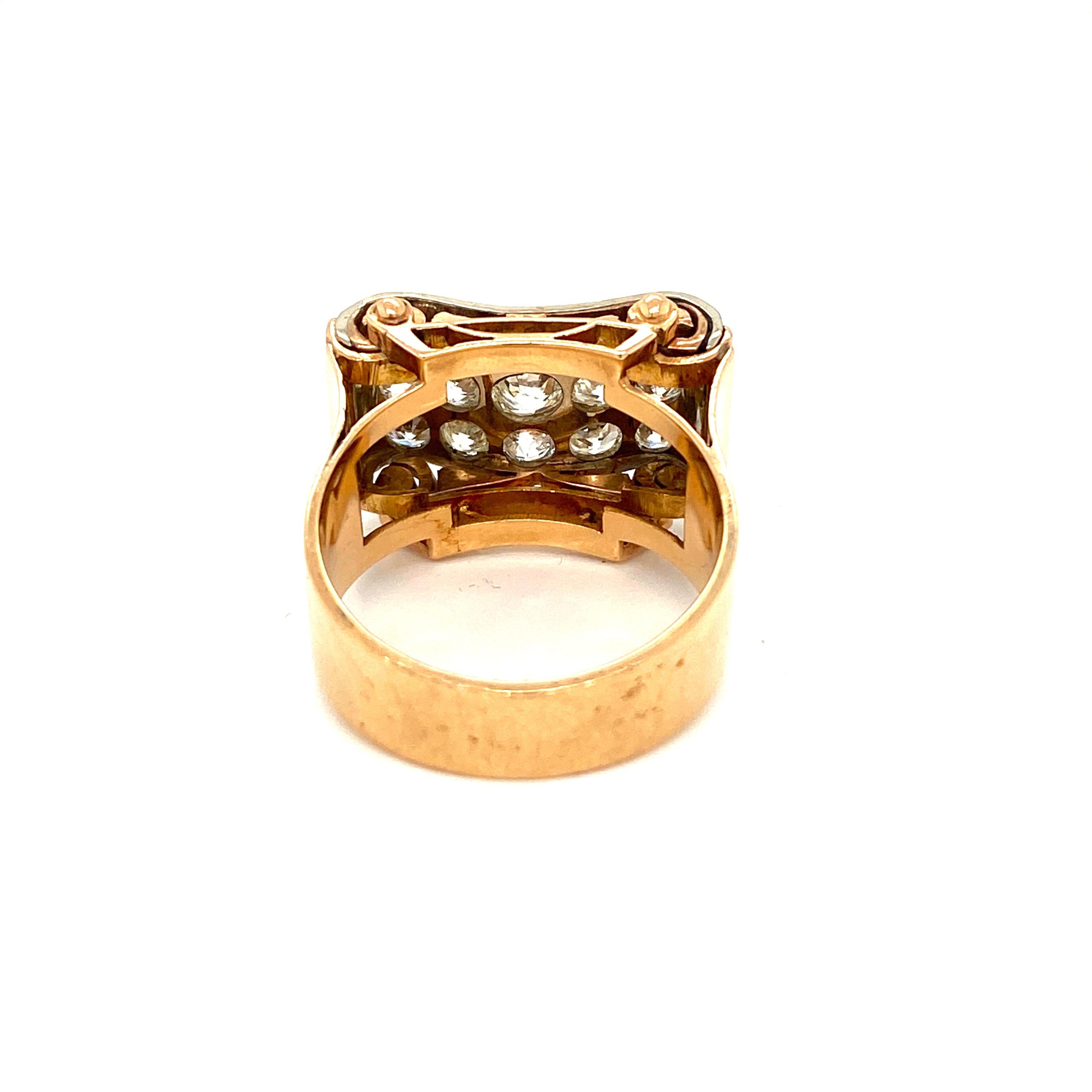 Women's Retro 3.30 Carat Diamond Gold Cocktail Ring For Sale