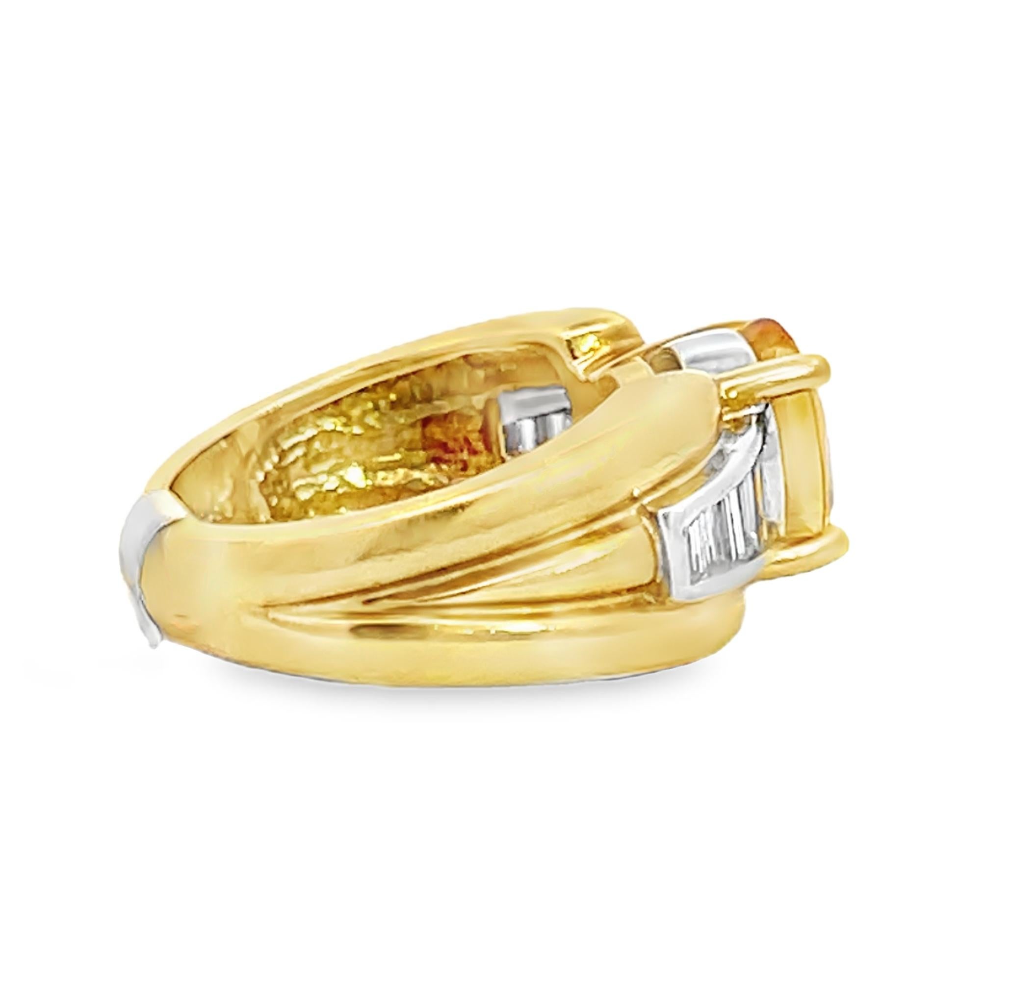 Women's or Men's Retro 3.75 Carat Yellow-Orange Sapphire and Diamond Cocktail Ring For Sale