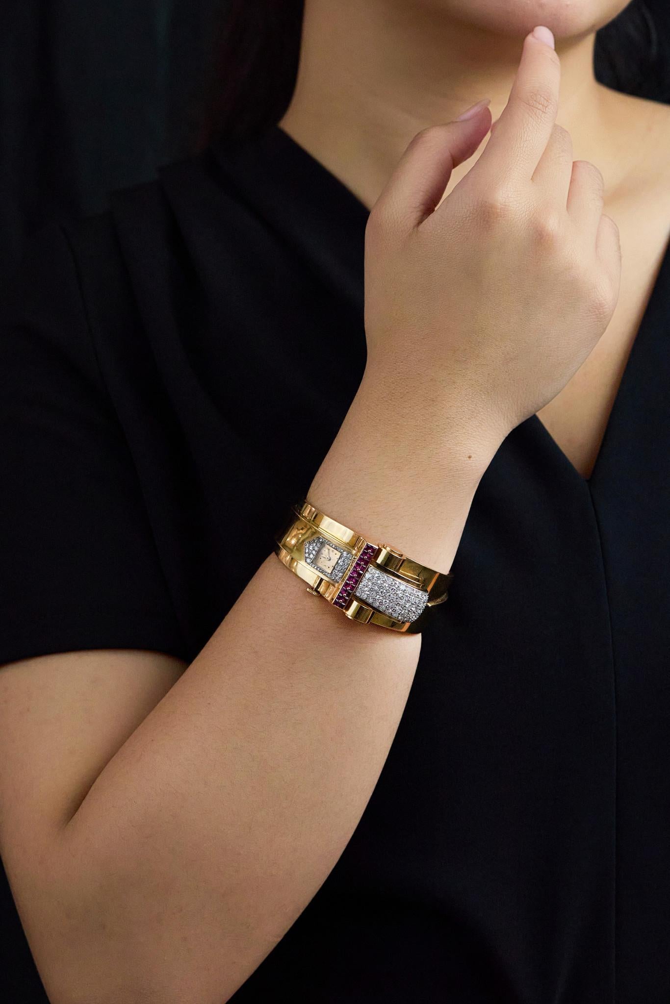 Retro 3,80 Karat Rundschliff Diamant & 1,50 Karat Rubin 18K Gelbgold Uhr Damen im Angebot