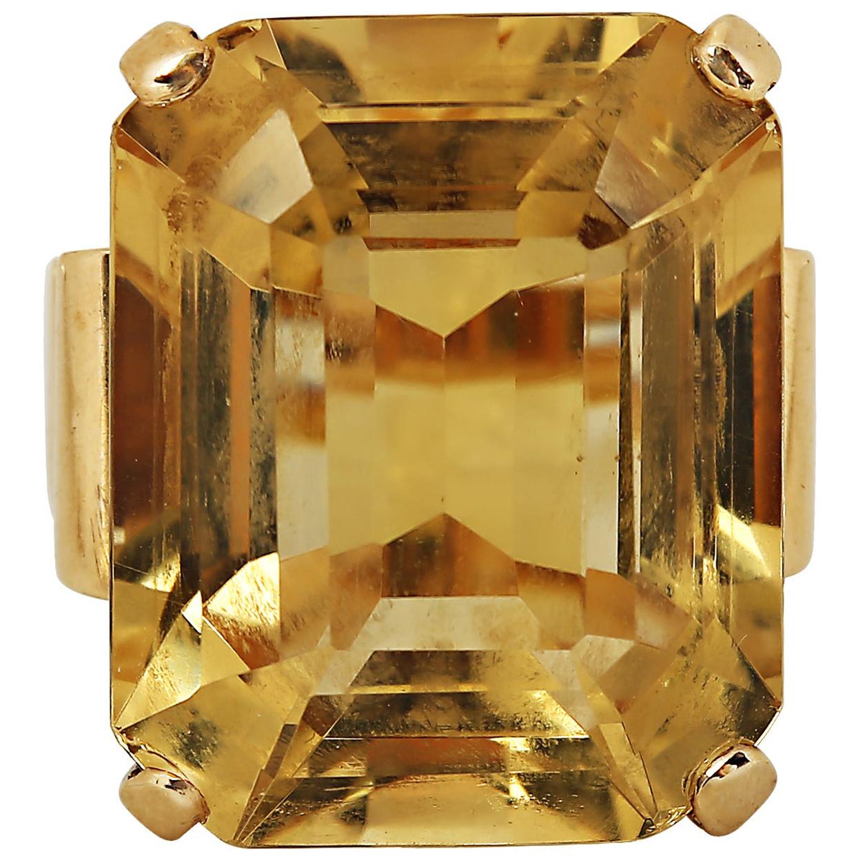 Retro 40 Carat Citrine and 18 Karat Yellow Gold Statement Cocktail Ring