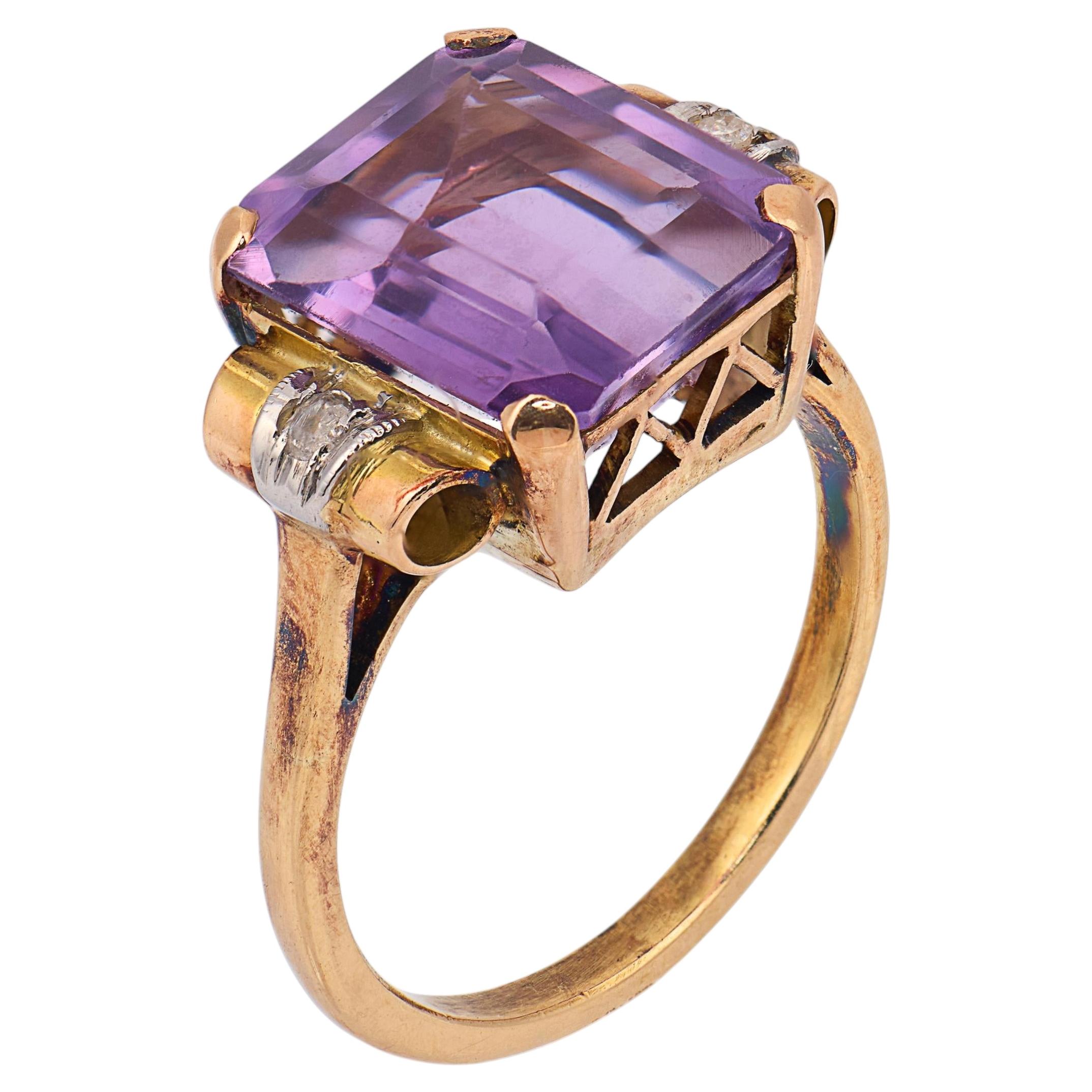Bague cocktail rétro 4.80 carats améthyste diamant or jaune 18k en vente
