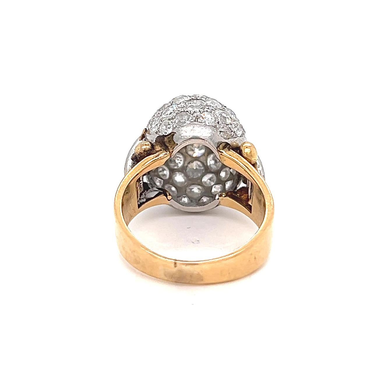 Retro 5.10 Carats Diamonds Sapphire 18 Karat Yellow Gold Bombé Dome Ring 2