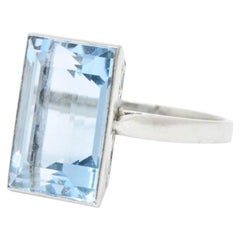 Retro 5.30 Carat Aquamarine and Platinum Cocktail Ring