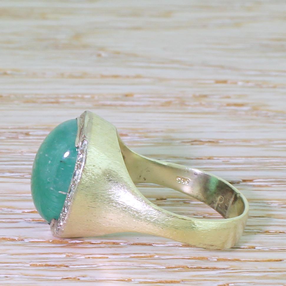 Retro 5.94 Carat Cabochon Emerald and Diamond 14 Karat Gold Ring In Good Condition In Essex, GB