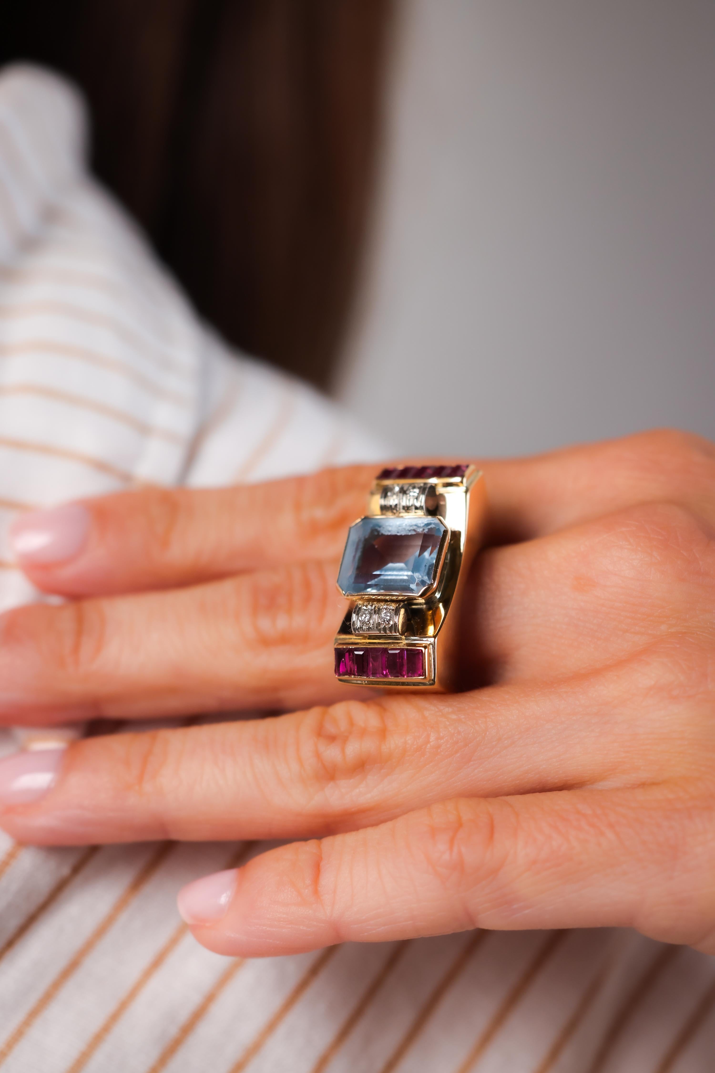 Retro 6 Carat Aquamarine Ruby Diamond 14K Yellow Gold Tank Ring In Excellent Condition In Beverly Hills, CA