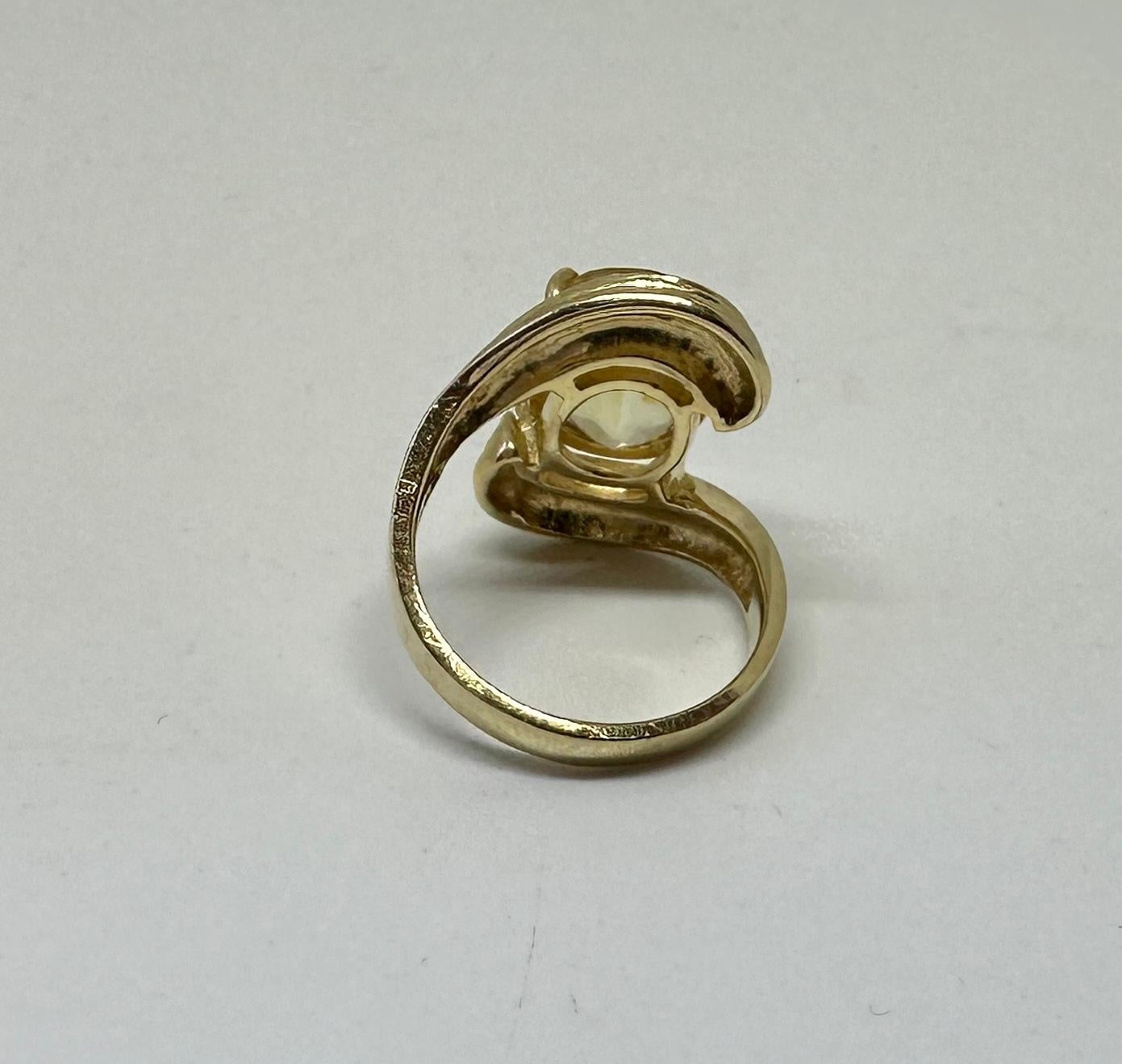 Bague rétro ancienne en or 14 carats avec citrine de 6 carats en vente 7