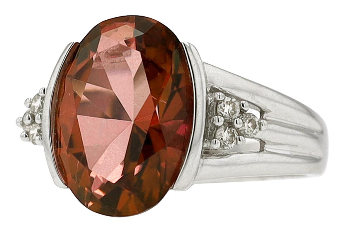 Women's Retro 6.05 Carat Padparascha Peach Tourmaline Oval Engagement Ring For Sale