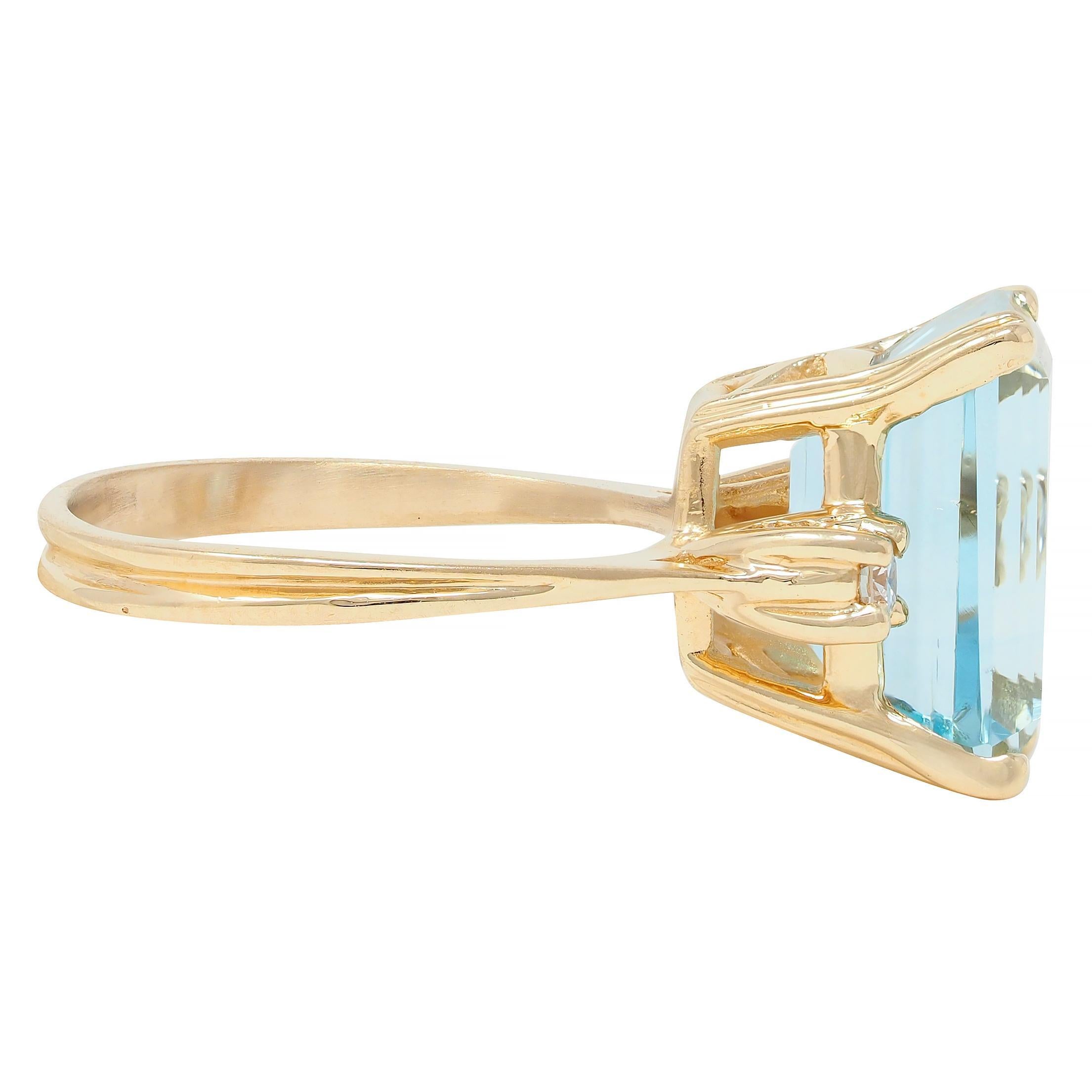 Retro 6.55 CTW Aquamarine Diamond 14 Karat Yellow Gold Vintage Ring In Good Condition In Philadelphia, PA