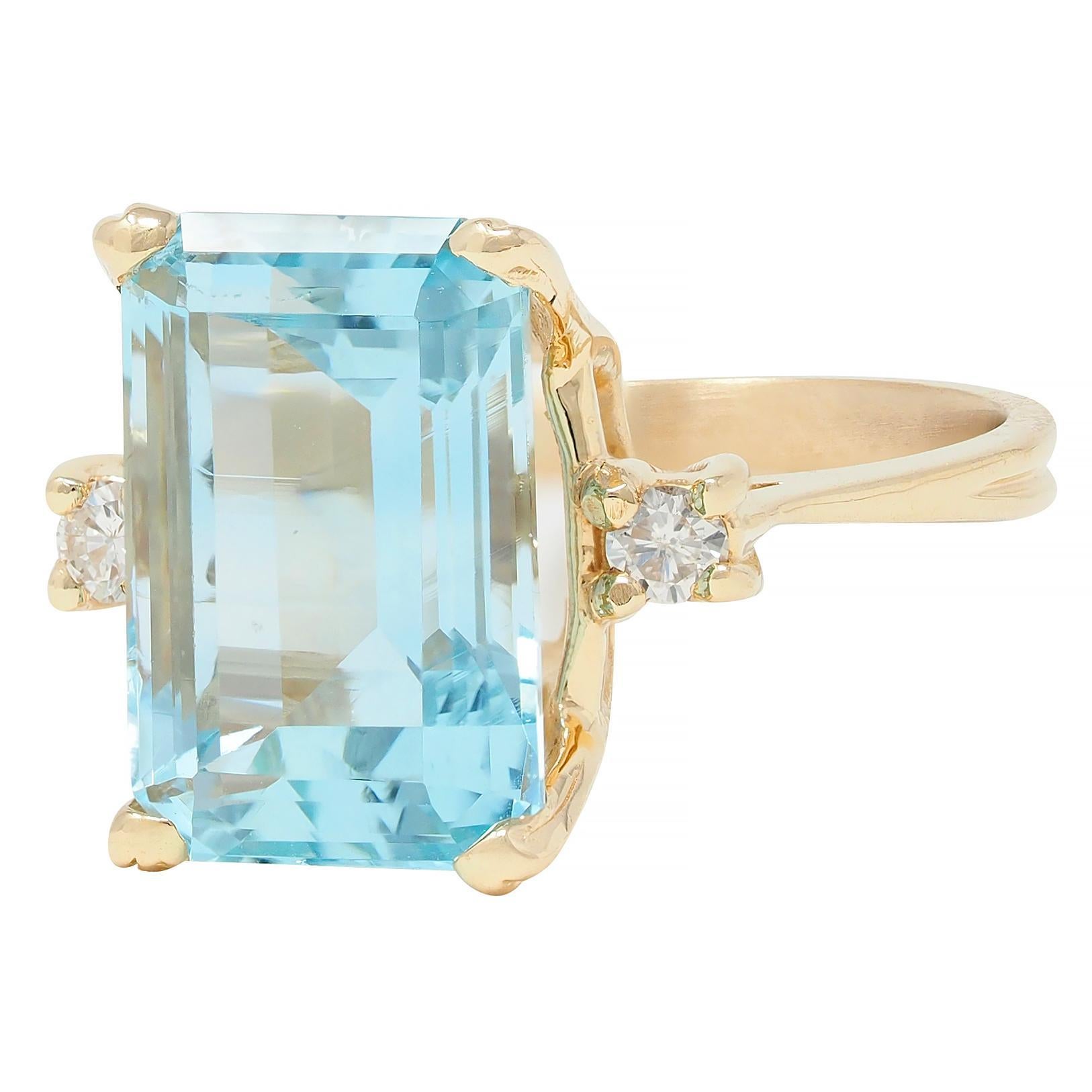 Retro 6.55 CTW Aquamarine Diamond 14 Karat Yellow Gold Vintage Ring 2