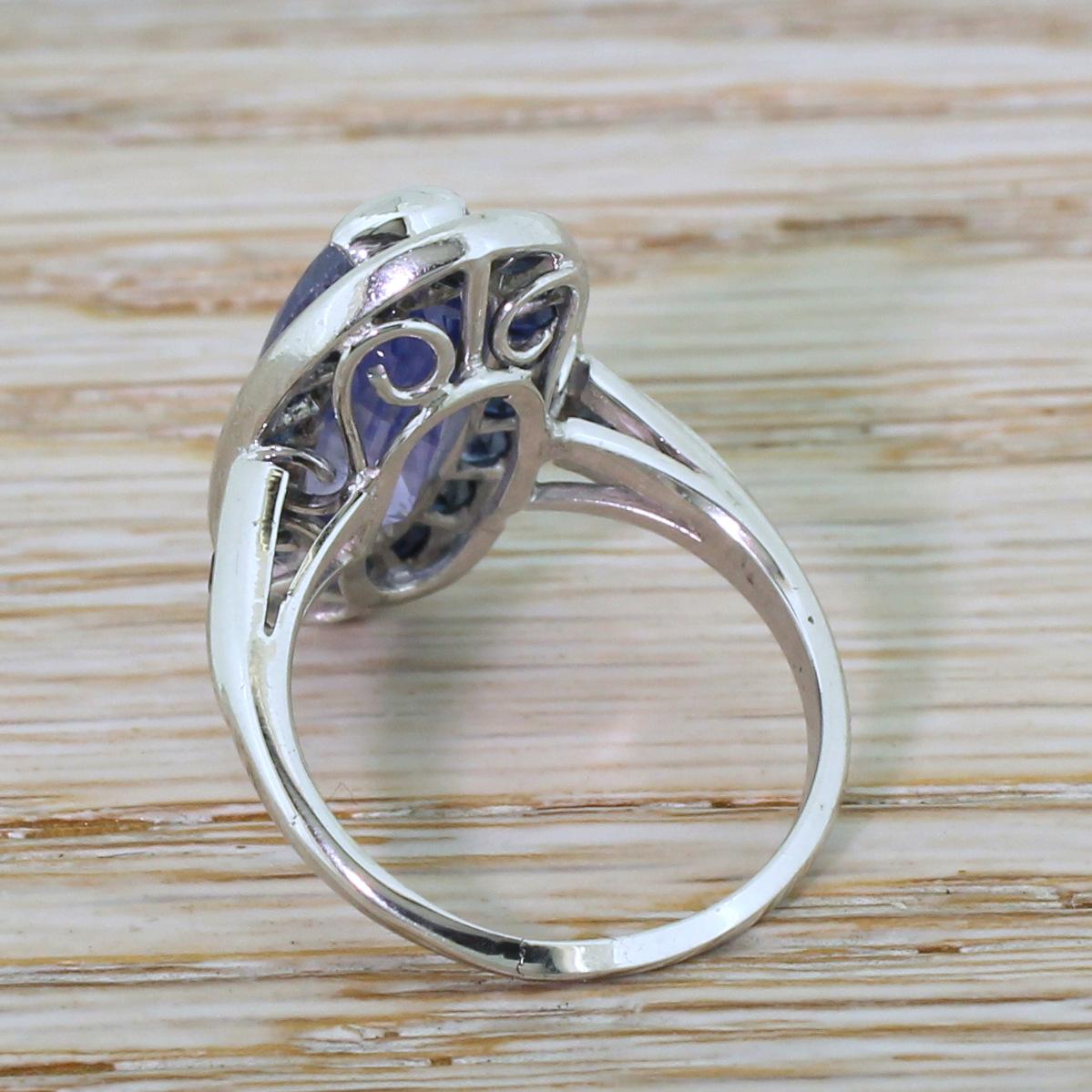 Retro 7.24 Carat '+ 1.08 Carat' Natural Ceylon Sapphire Cluster Ring In Good Condition For Sale In Essex, GB