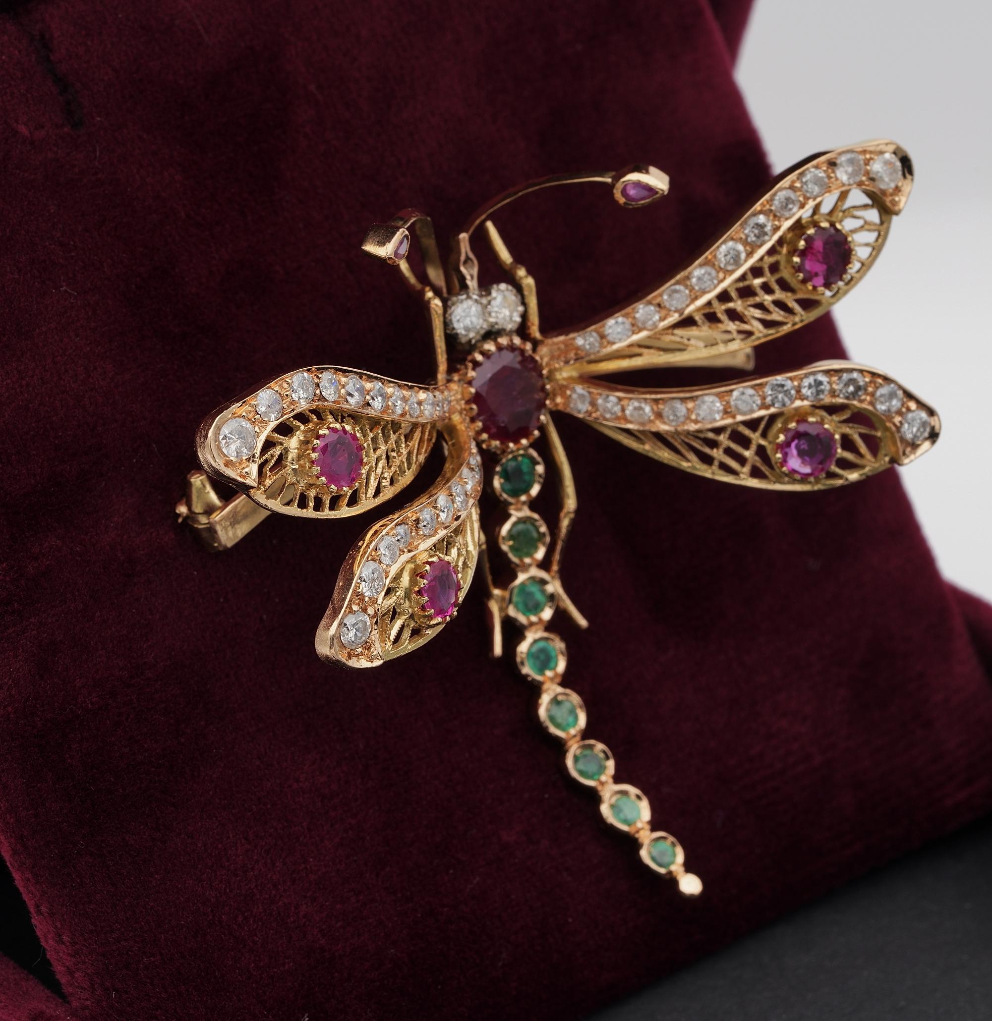 Retro 7.40 Ct Diamond Ruby Emerald 18 Kt Dragonfly Brooch For Sale 1
