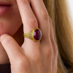 Retro-Ring aus 18-karätigem Gelbgold mit einem rosa Turmalin von 9,00 Karat