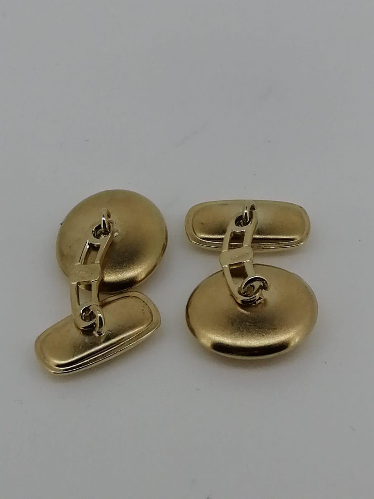 Retro 9K Rose & Yellow Gold Cufflinks. European Provenance. In Excellent Condition For Sale In MELBOURNE, AU