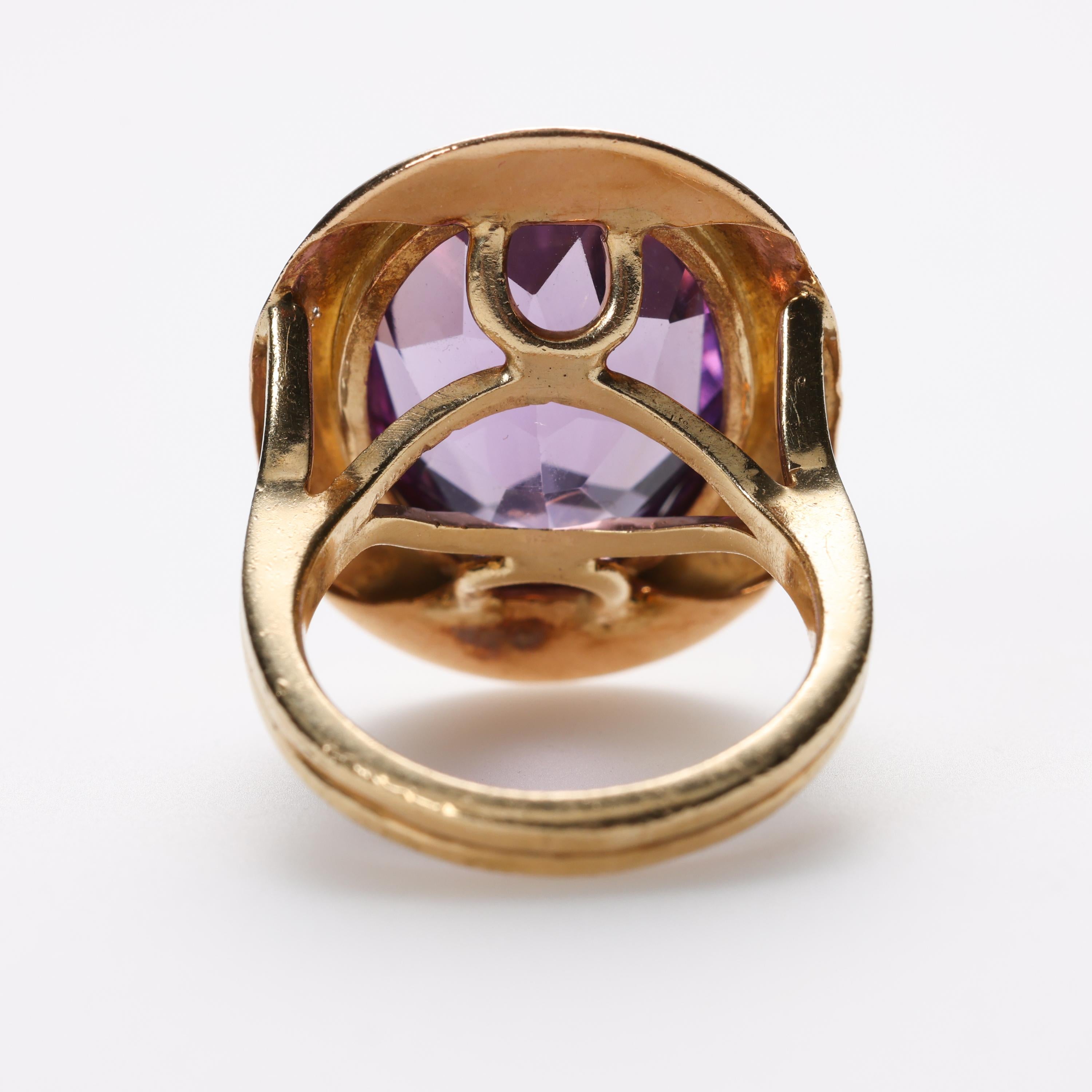 Women's or Men's Retro Amethyst Cocktail Ring For Sale