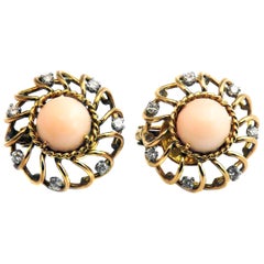 Retro Angle Skin Coral Diamond 18 Karat Gold Earrings