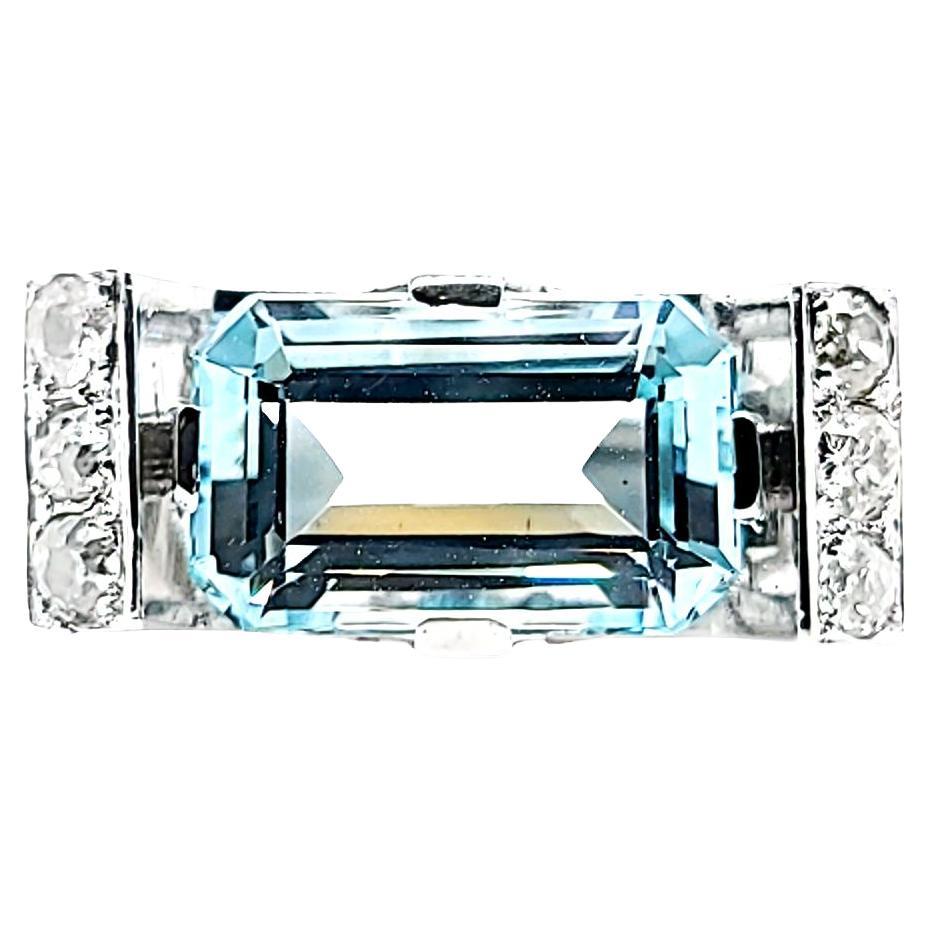 Retro Aquamarine and Diamond Cocktail Ring
