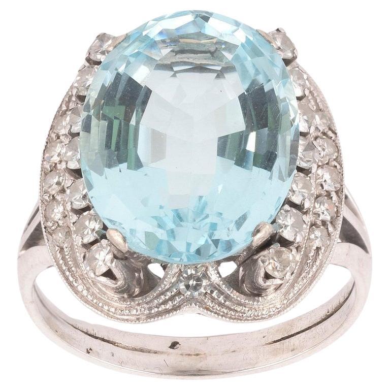 Aquamarine approximately 3ct and Diamond Ring For Sale at 1stDibs