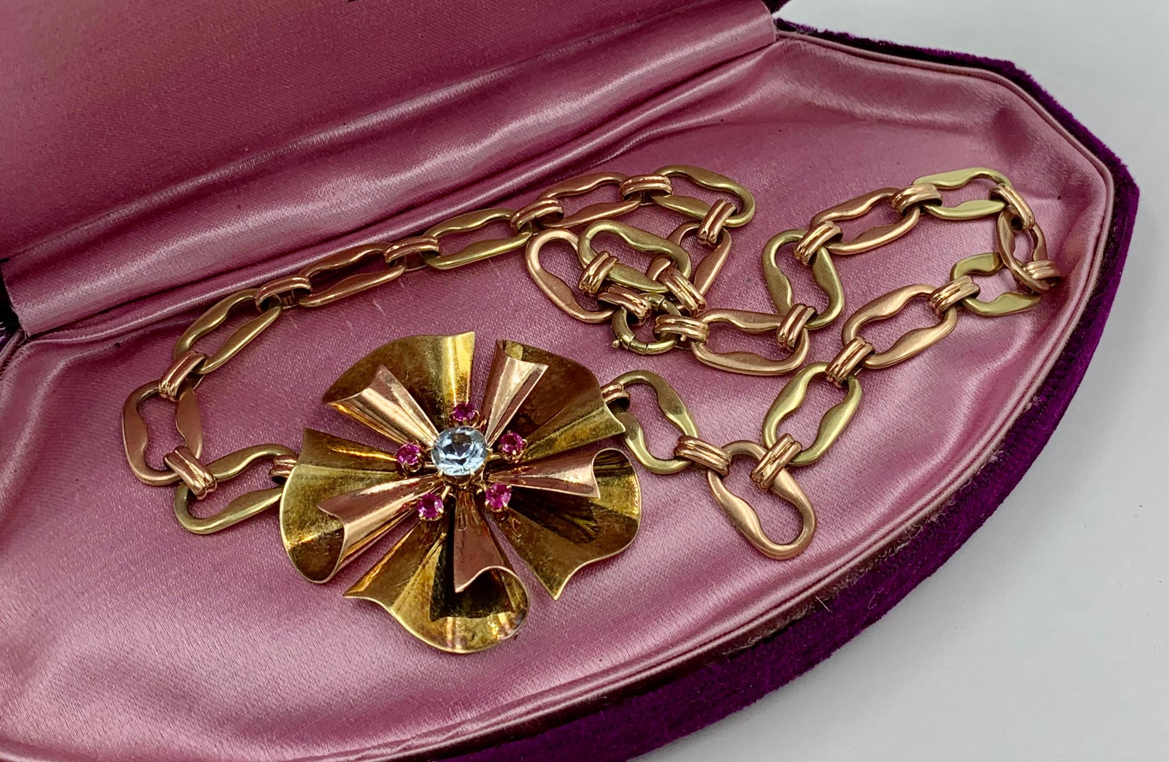 Round Cut Retro Aquamarine Ruby Flower Necklace 14 Karat Gold Mid-Century Modern For Sale