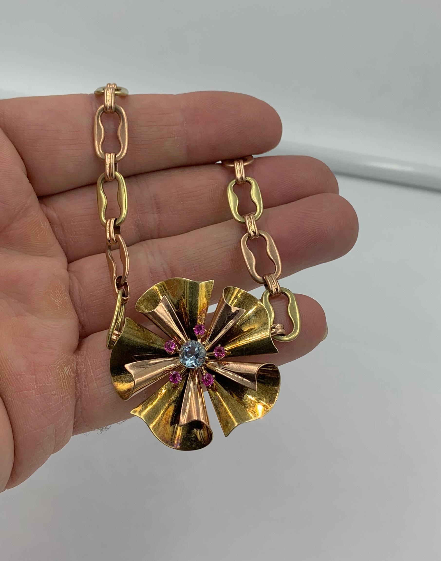 Retro Aquamarin-Rubin-Blumen-Halskette 14 Karat Gold Mid-Century Modern im Angebot 3