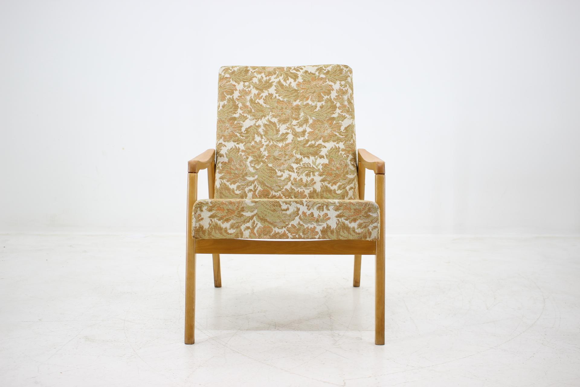 - Made in Czechoslovakia
- Made of wood, fabric
- Upholstery has some signs of use
- Original condition.