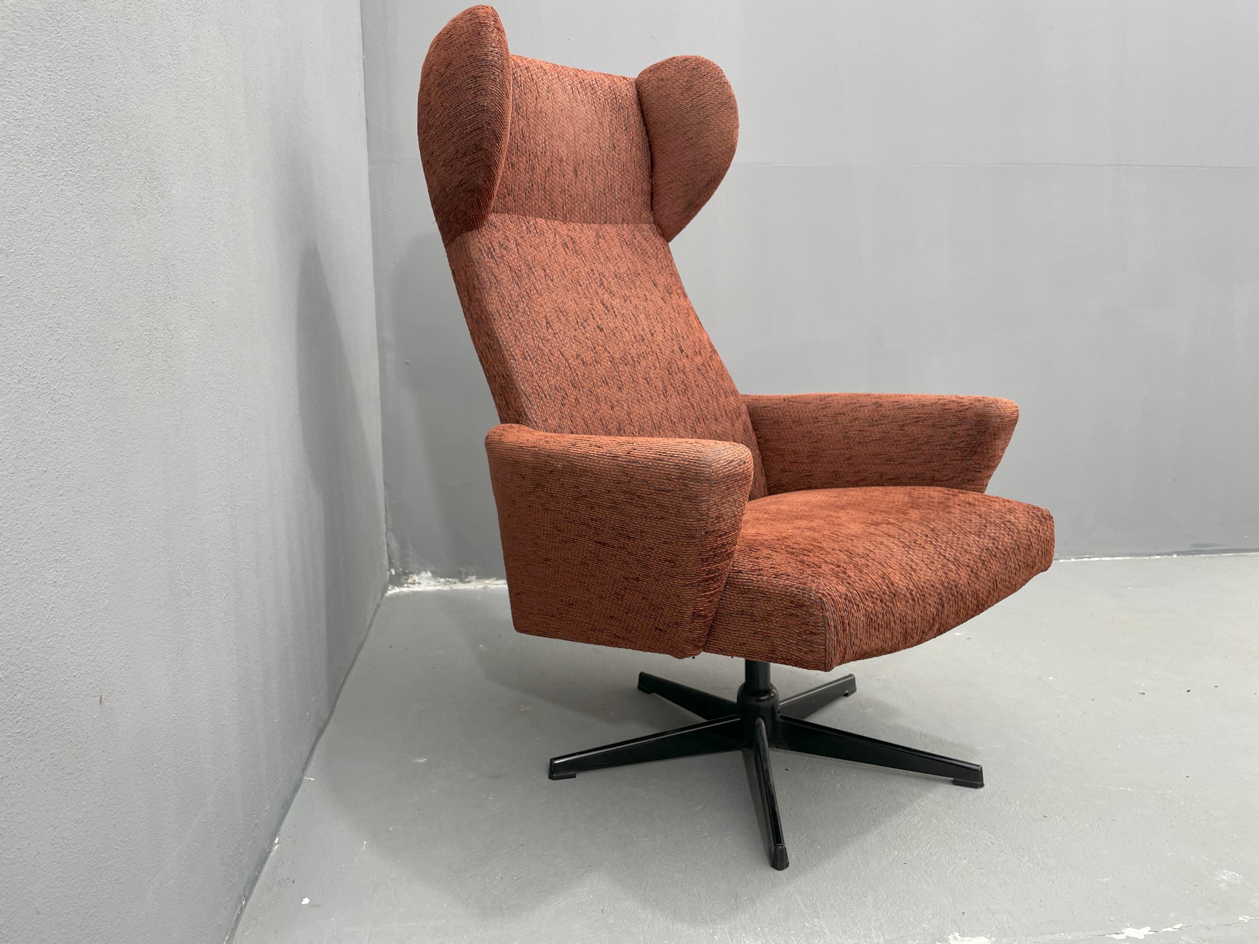 Retro-Sessel aus der ehemaligen Tschechoslowakei, 1970er Jahre im Zustand „Gut“ im Angebot in Prague 8, CZ