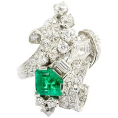 Retro Art Deco Platinum Diamond Emerald Cluster Ring, circa 1930s