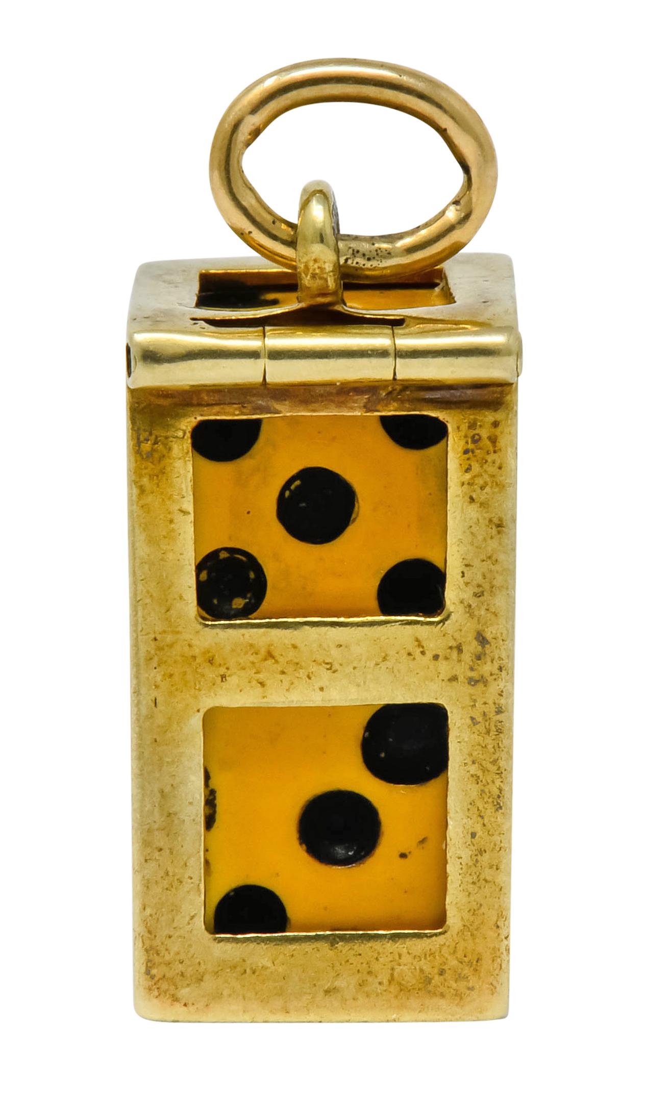 Retro Bakelite 14 Karat Gold Removable Lucky Dice Charm In Excellent Condition In Philadelphia, PA