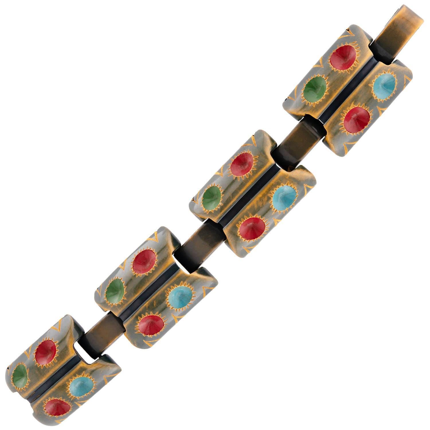 Retro Bakelite Carved Clamper and Link Bracelet Set In Good Condition For Sale In Narberth, PA