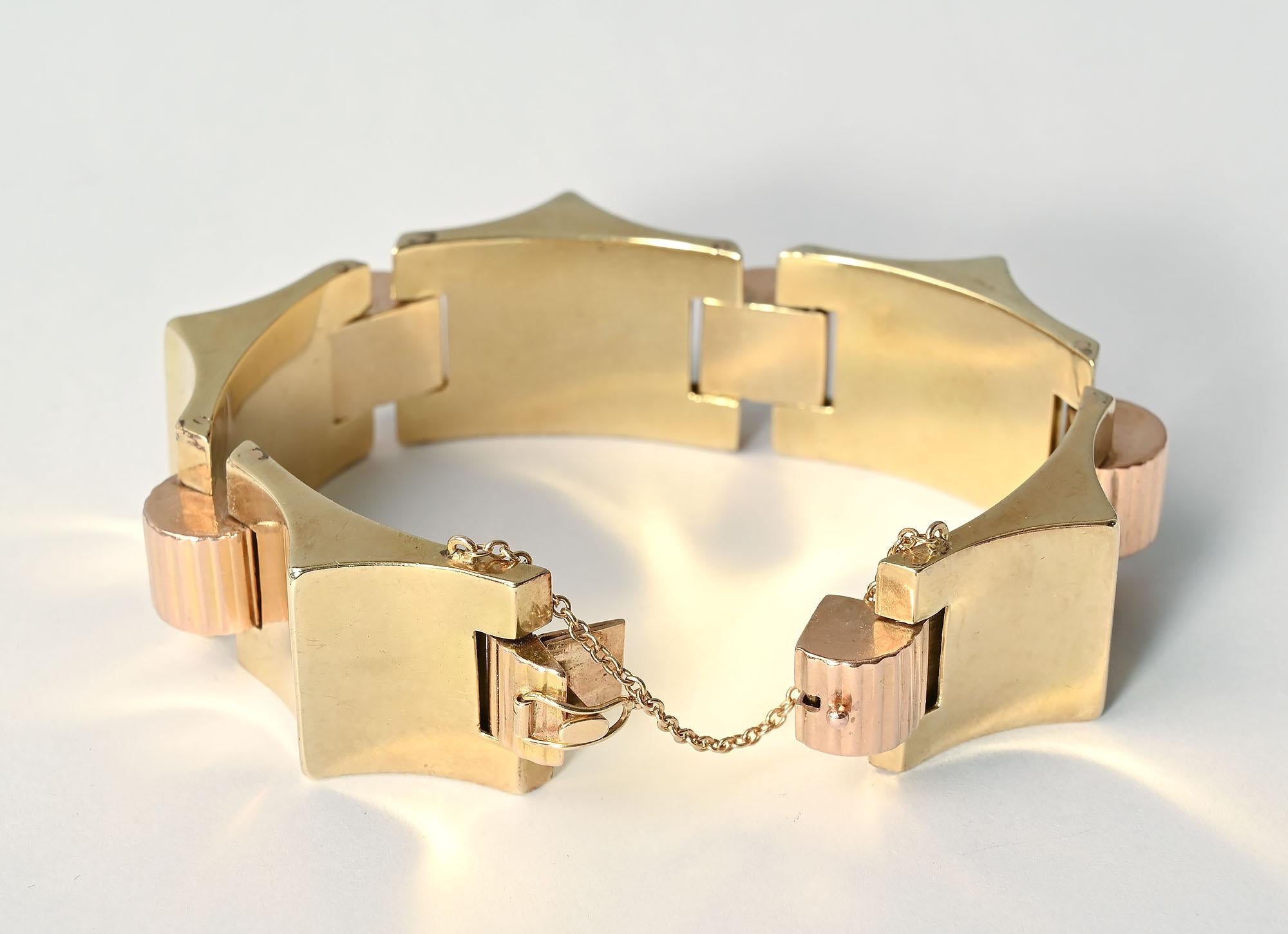 Retro Bicolor Gold Bracelet For Sale 2