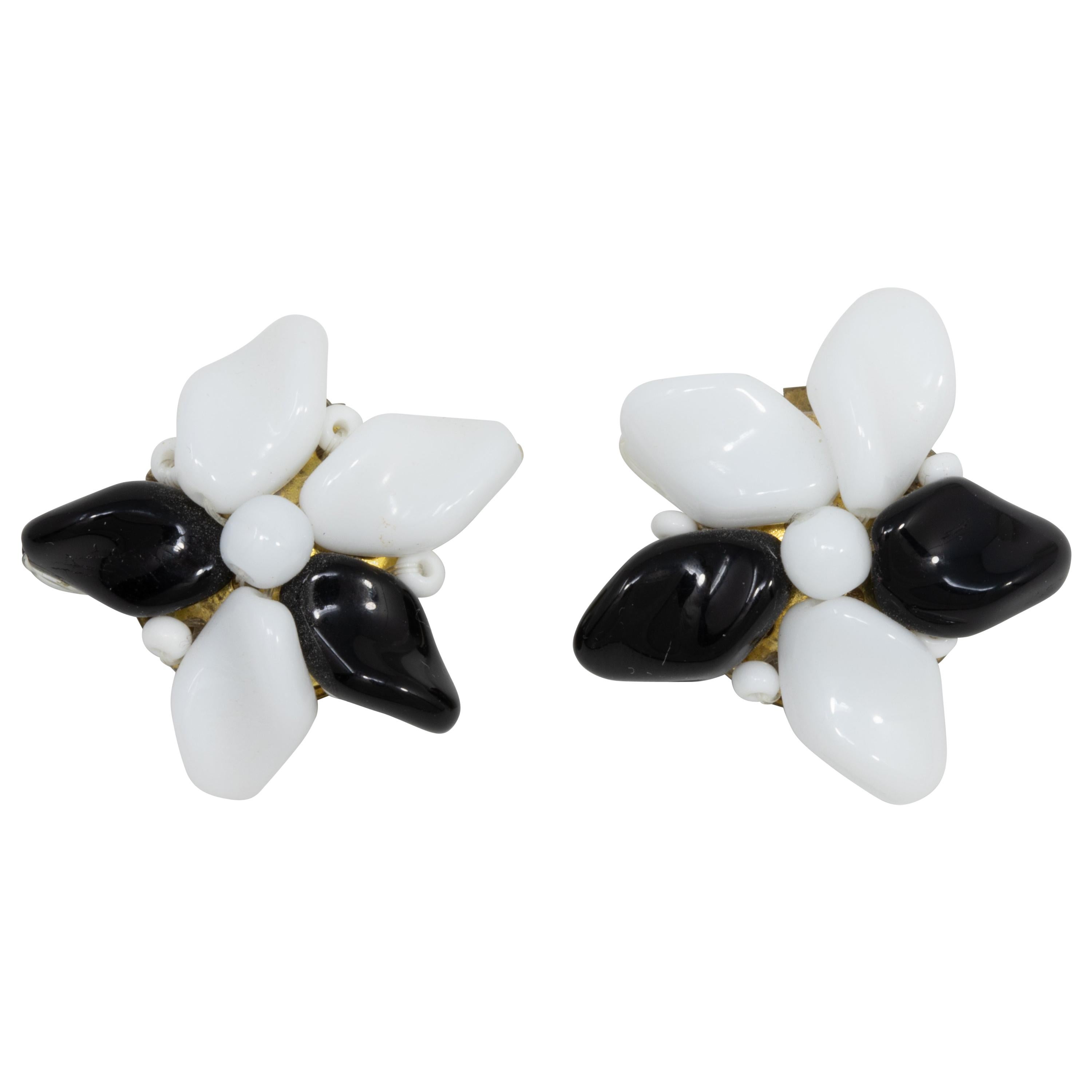 Retro Black and White Flower Milk Glass Crystal Clip on Earrings, Brass For Sale