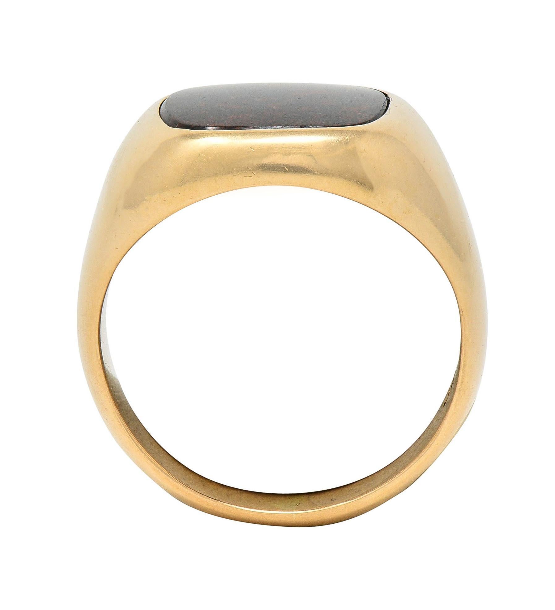 Retro Bloodstone 14 Karat Yellow Gold Vintage Unisex Signet Ring 7
