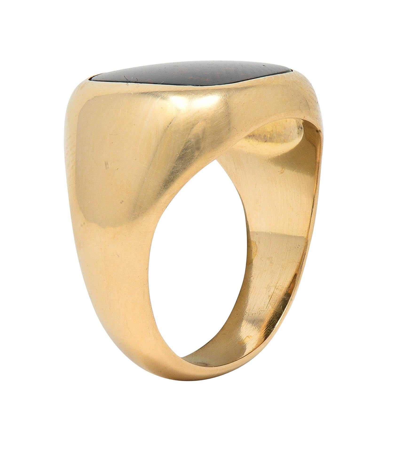 Retro Bloodstone 14 Karat Yellow Gold Vintage Unisex Signet Ring 8