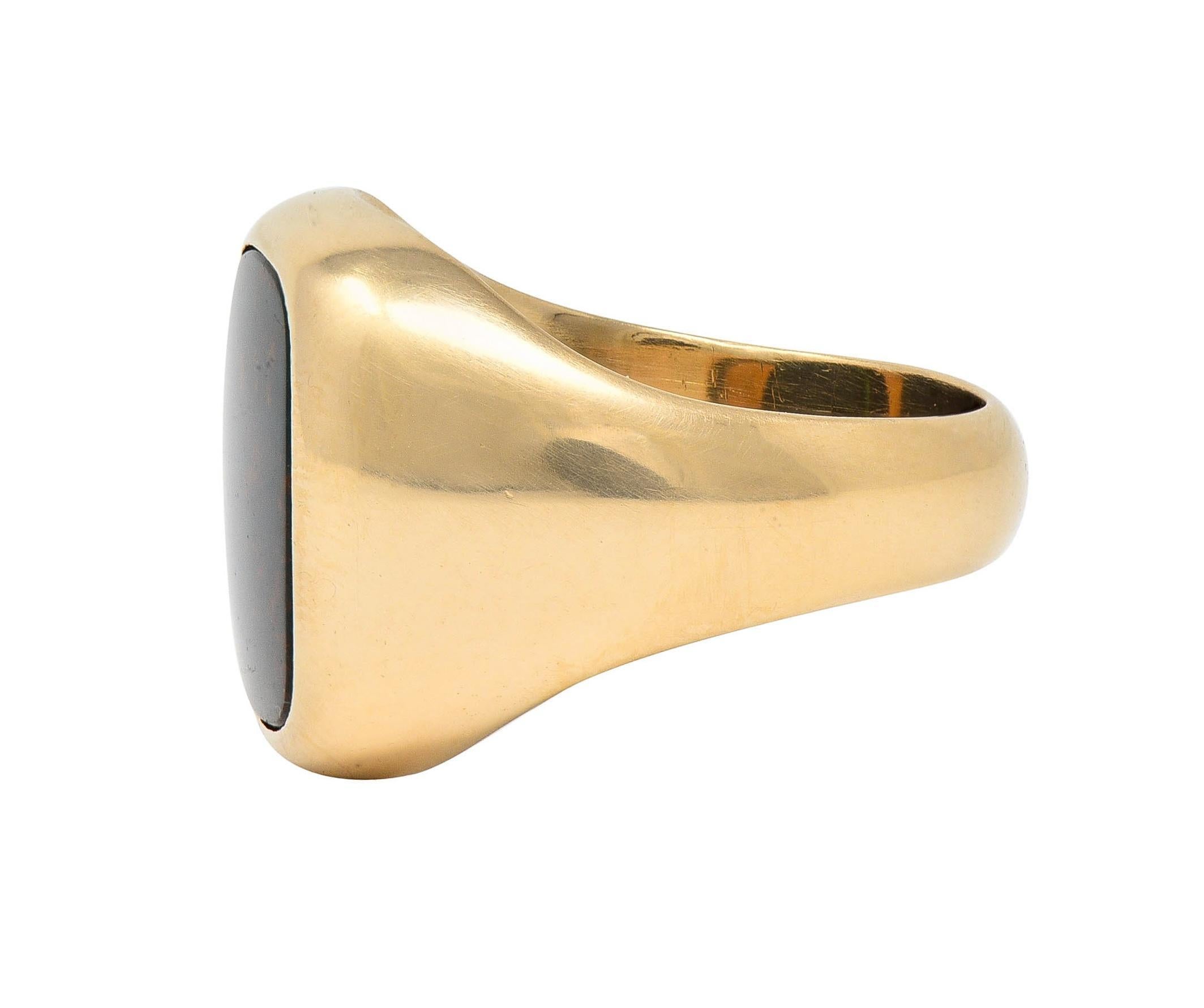Retro Bloodstone 14 Karat Yellow Gold Vintage Unisex Signet Ring 3
