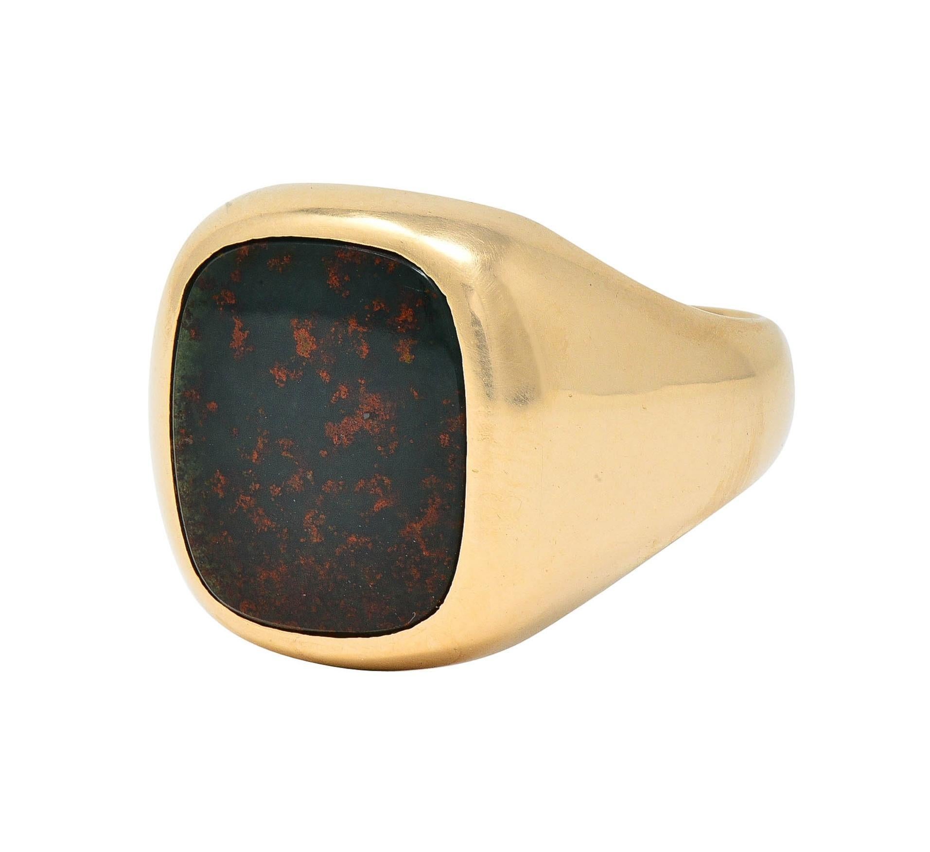 Retro Bloodstone 14 Karat Yellow Gold Vintage Unisex Signet Ring 4