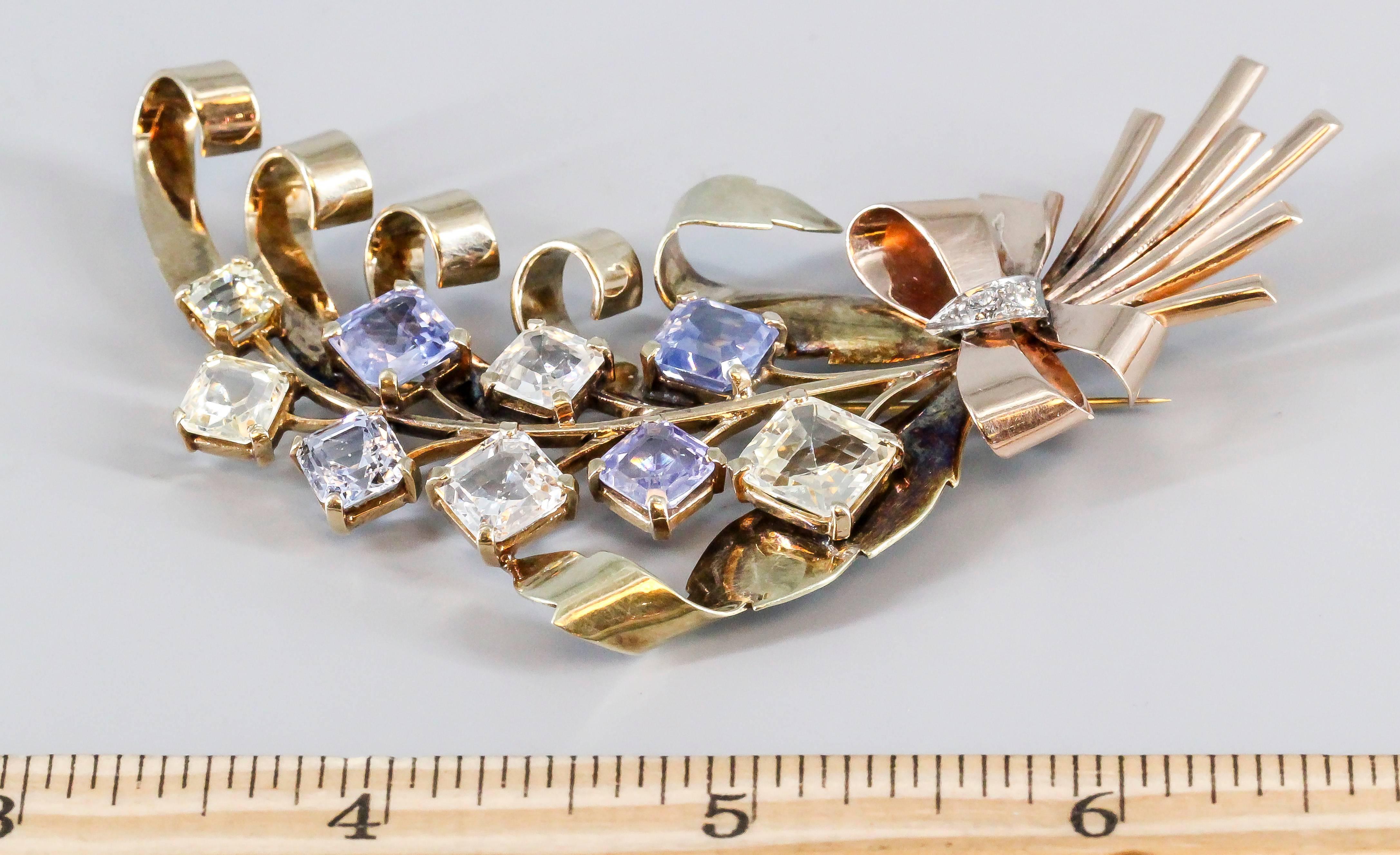 Retro Blue and Yellow Sapphire Diamond Gold Brooch In Good Condition For Sale In New York, NY