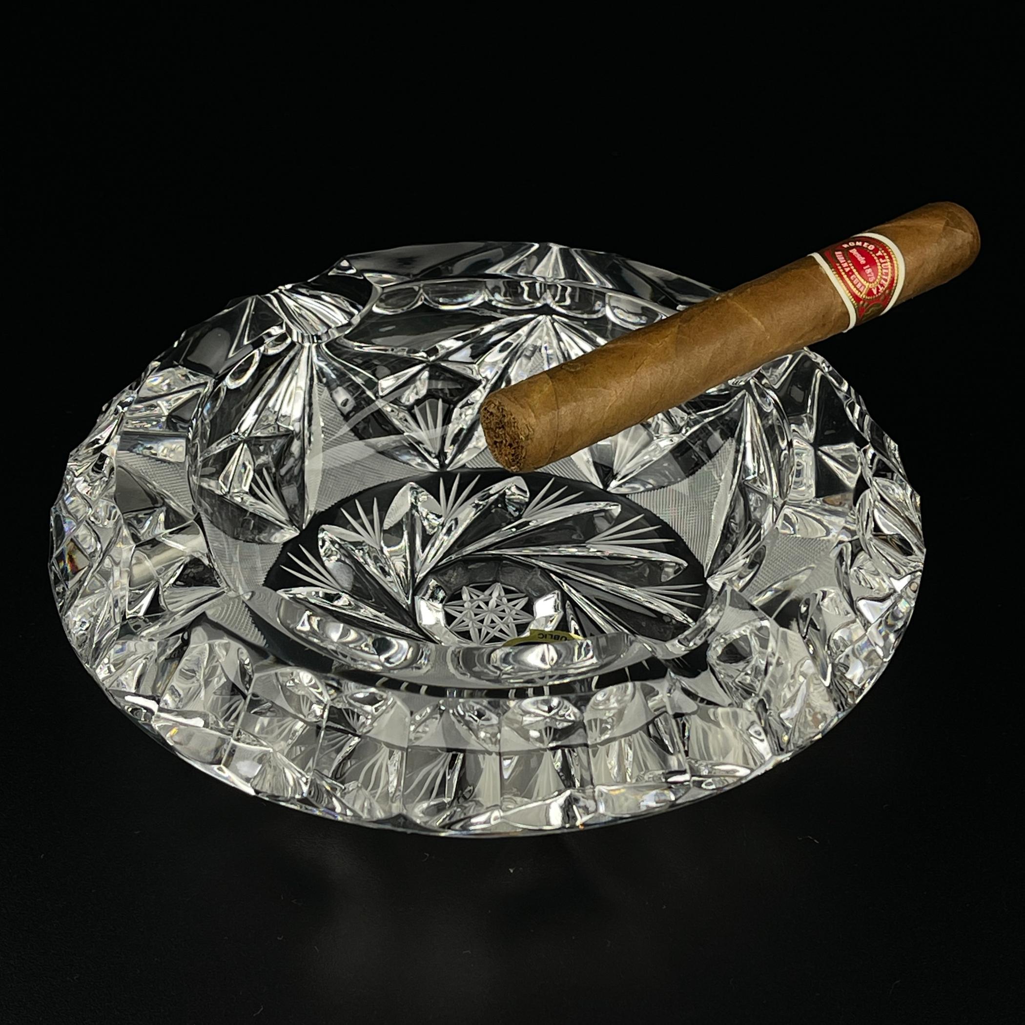 Mid-Century Modern Retro Bohemian glass ashtray by Bohemia Crystal, Czech Republic, 1990s For Sale