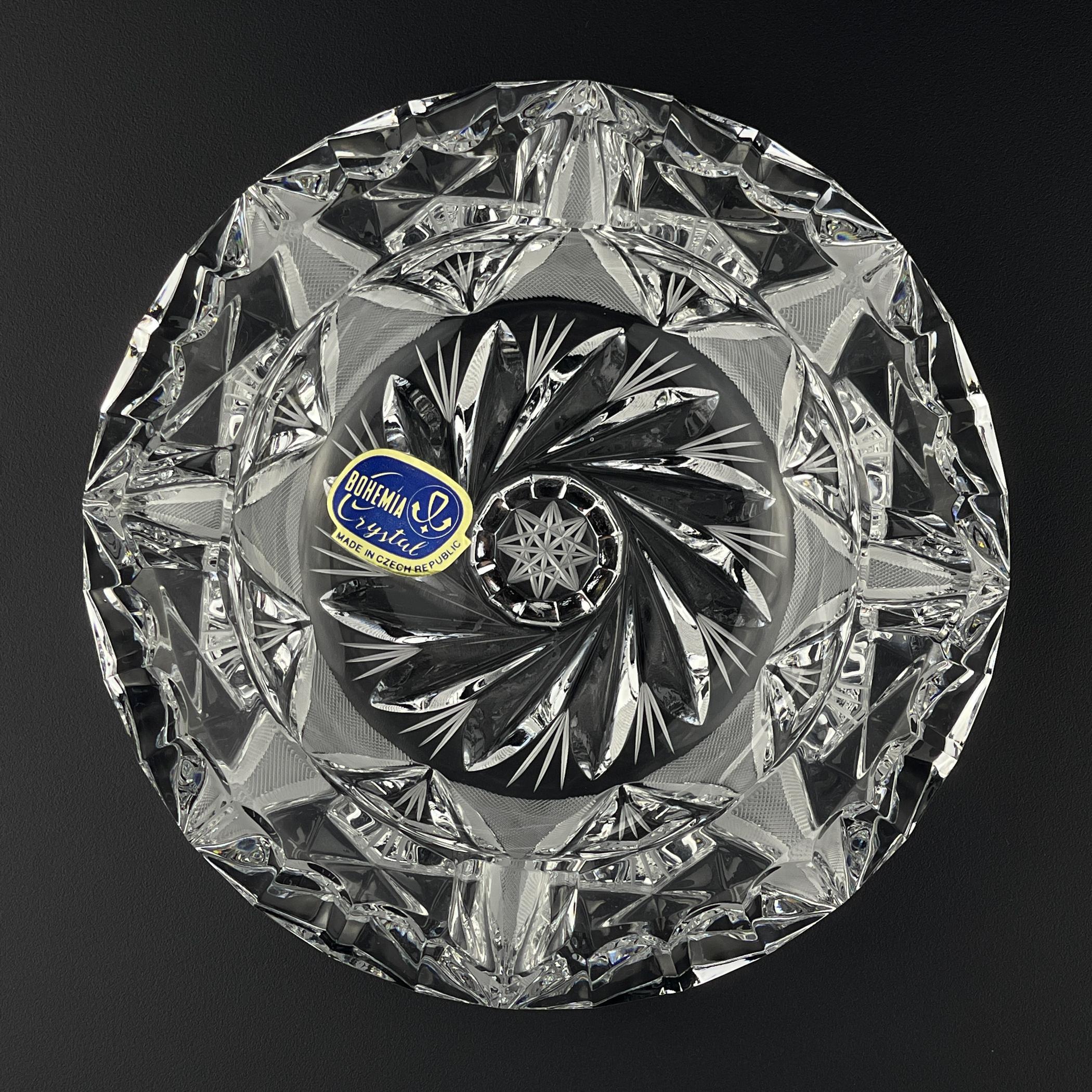 Retro Bohemian glass ashtray by Bohemia Crystal, Czech Republic, 1990s For Sale 3