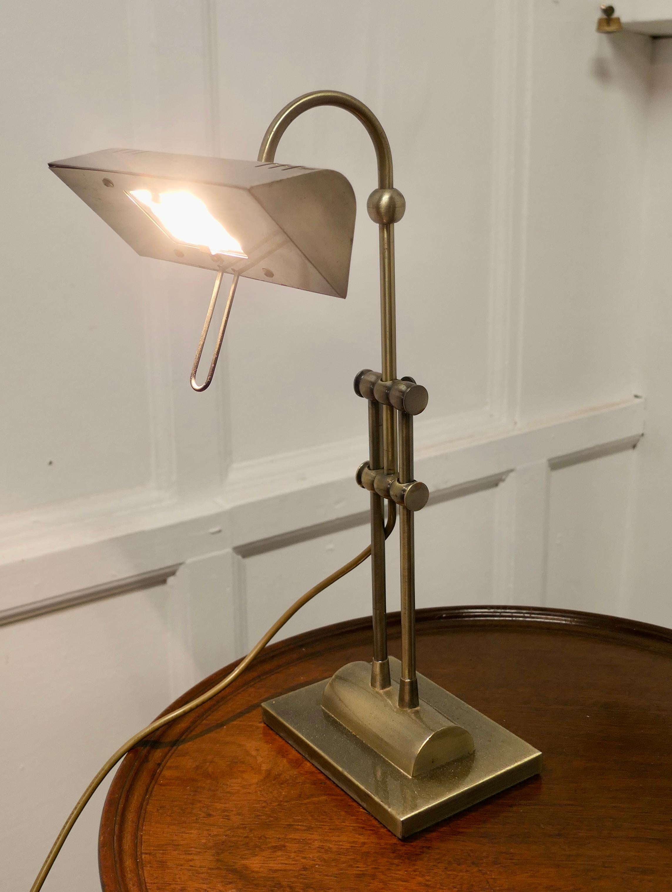 Retro Brass Adjustable Bankers’s Desk Lamp    In Good Condition In Chillerton, Isle of Wight