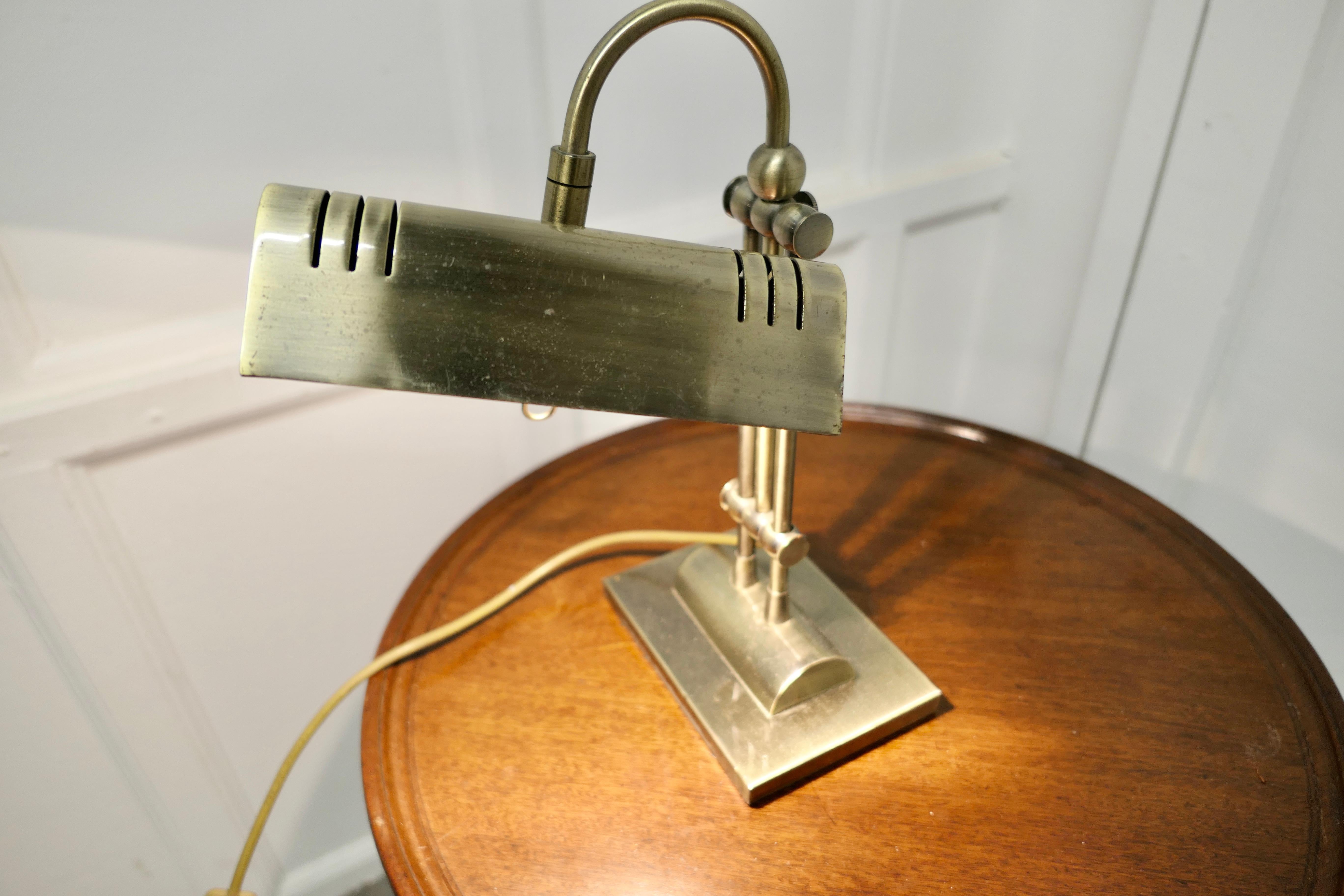 Retro Brass Adjustable Bankers’s Desk Lamp    3