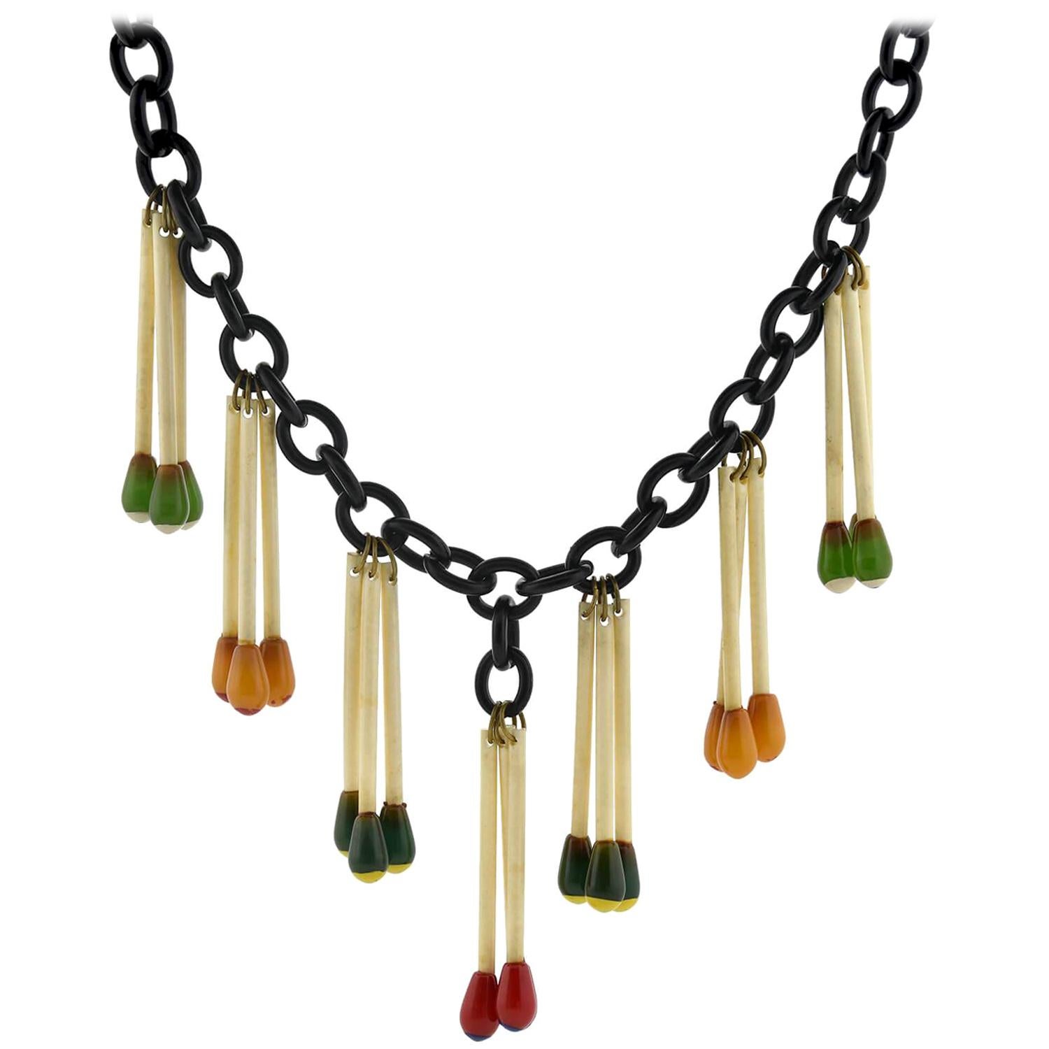 Retro-Halskette mit Anhänger aus Messing und Bakelit, „Matchstick“