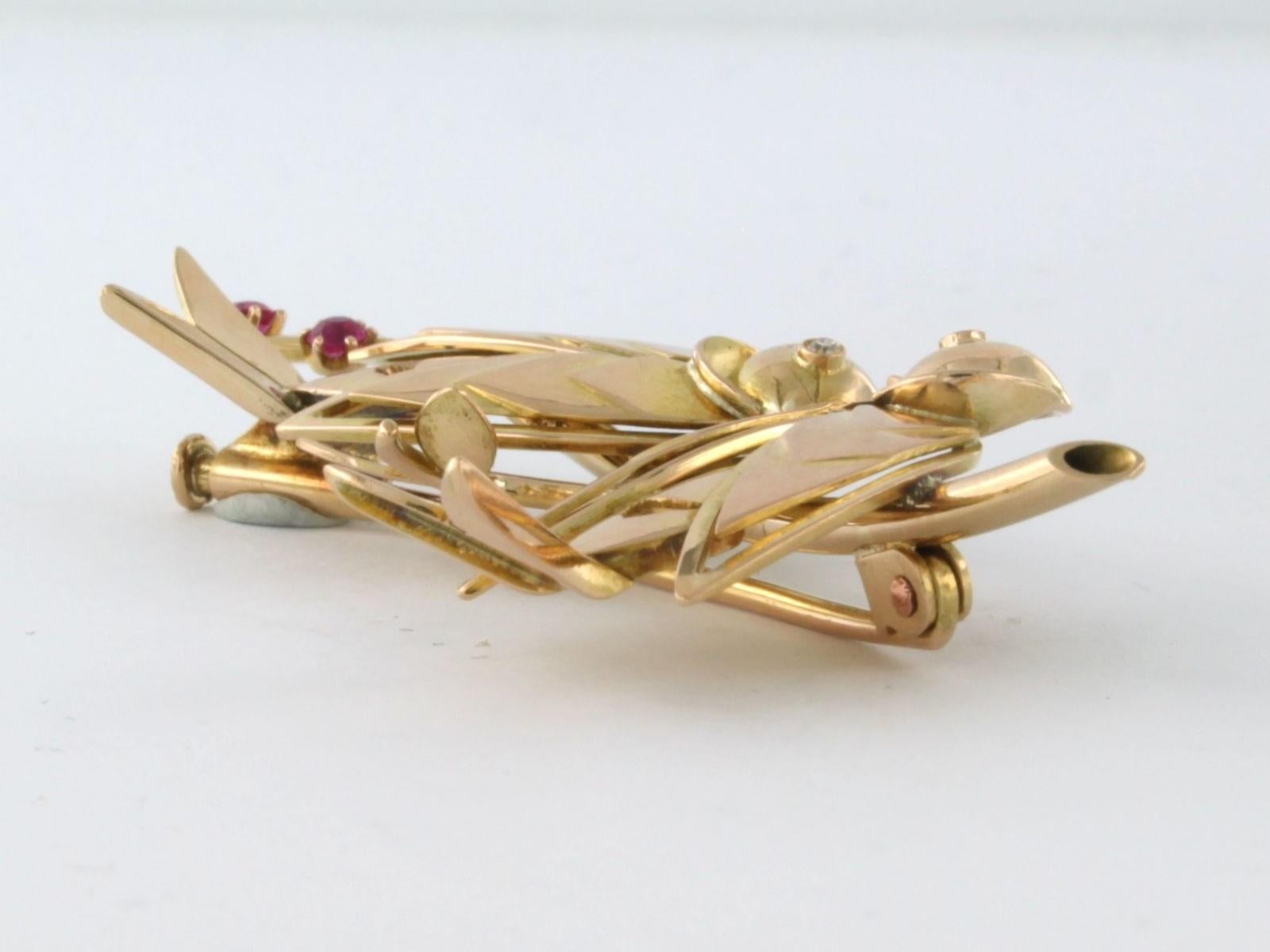 Retro Brooch set with ruby and diamonds 18k pink gold For Sale 1