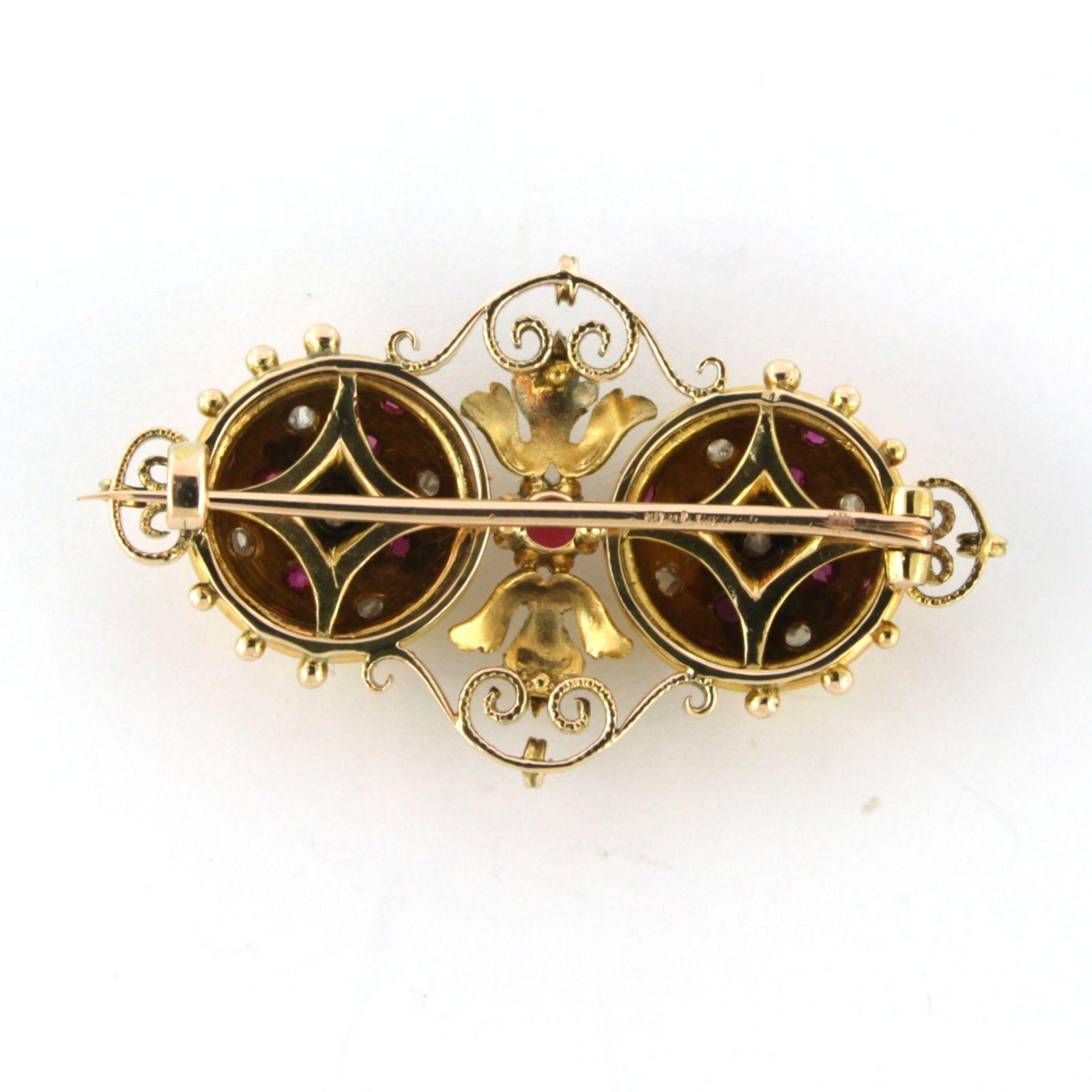 RETRO Brooch set with ruby and rose cut diamonds 14k pink gold 9.5 grams In Excellent Condition For Sale In The Hague, ZH
