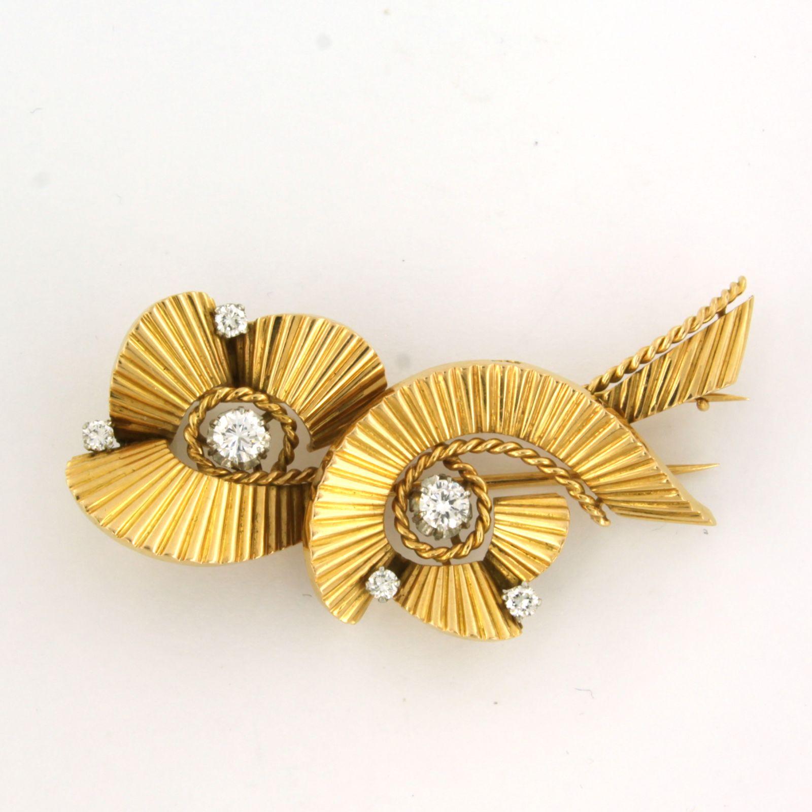 RETRO Brooch with diamonds 18k bicolour gold In Good Condition For Sale In The Hague, ZH