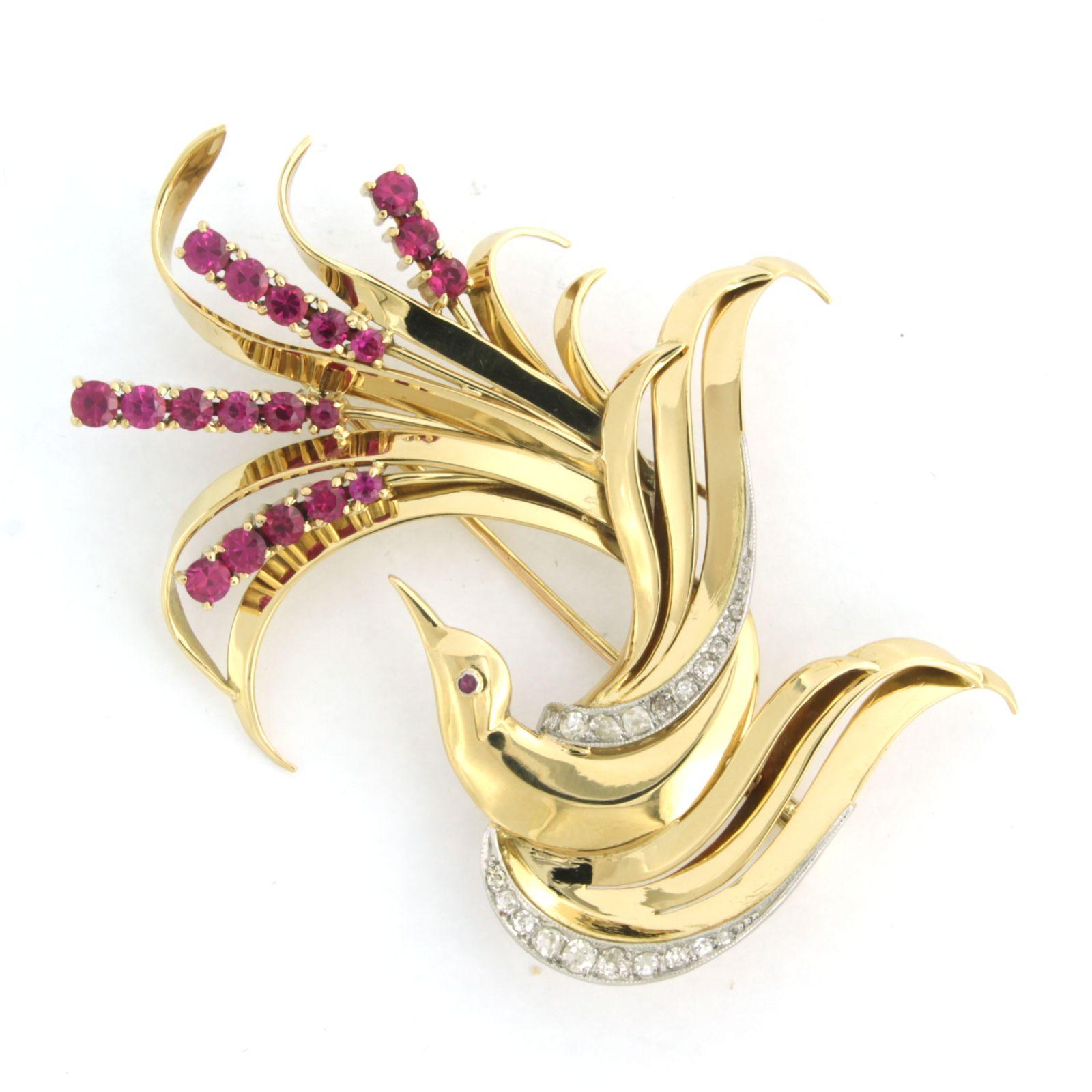 Women's RETRO brooch with ruby and old mine cut diamonds up to 0.50ct 18k gold 24.4 gram For Sale