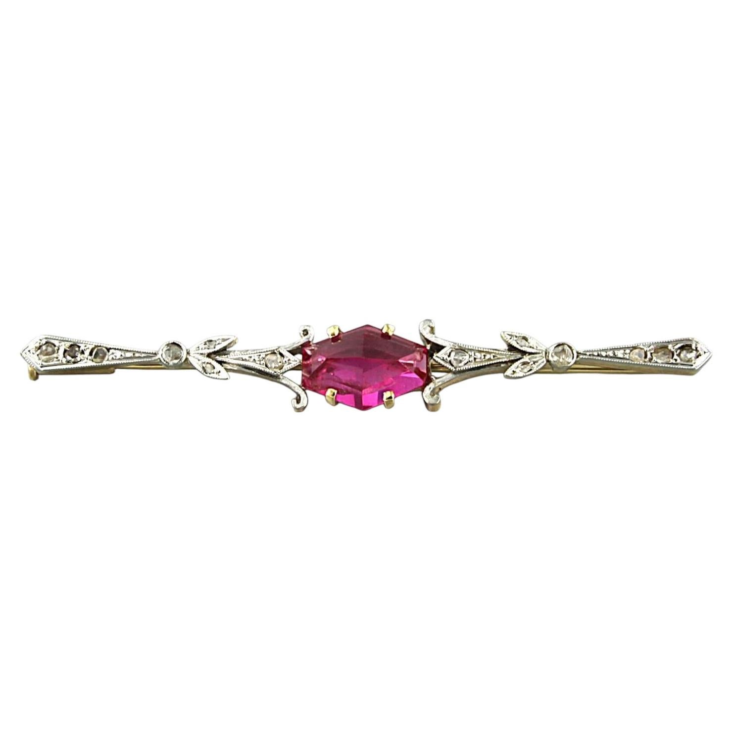RETRO brooch with ruby and rose cut diamonds up to 0.10ct 18k gold