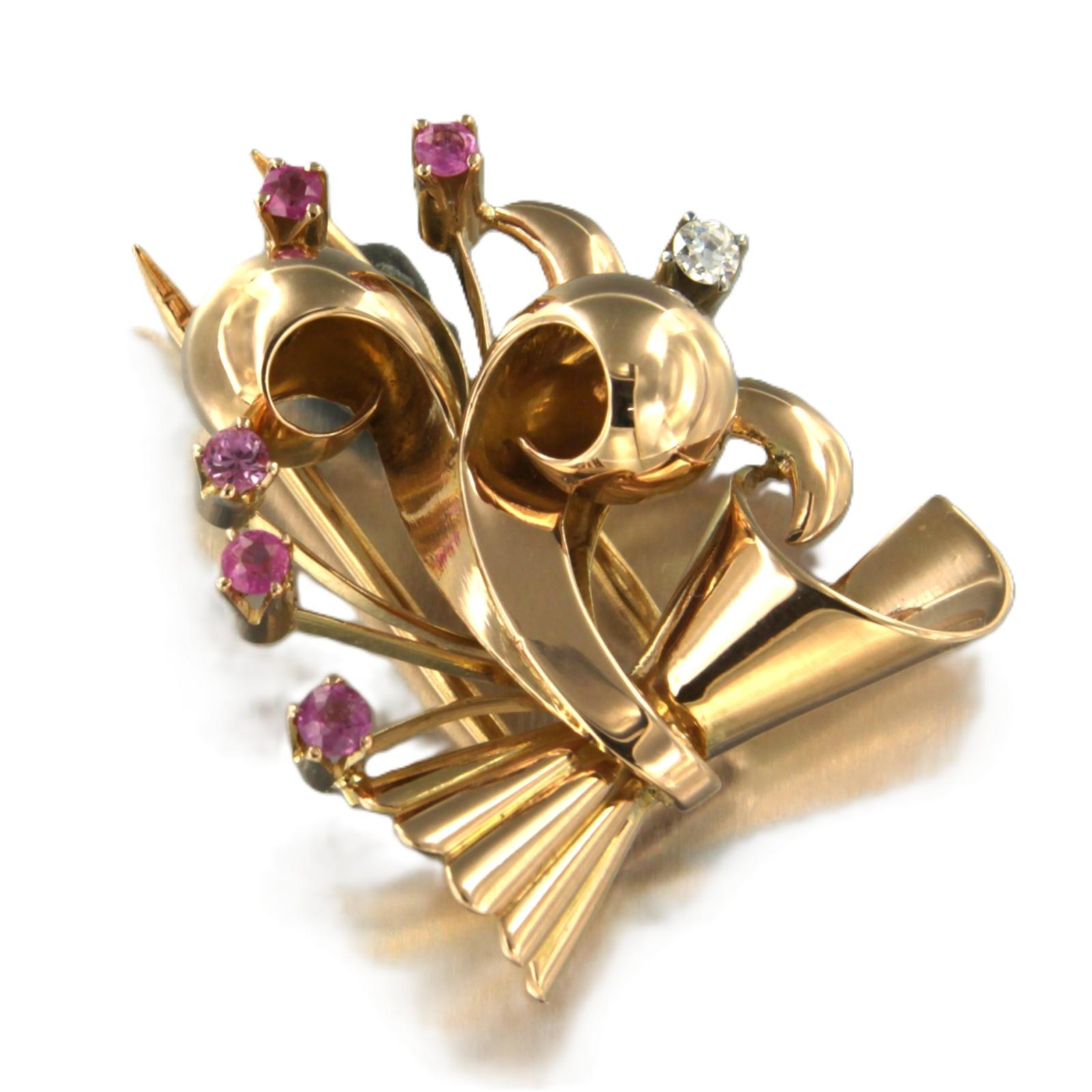 Women's RETRO Brooch with ruby verneuille and old mine cut diamond up to 0.08ct 18k gold For Sale