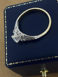 Anello con diamante solitario retrò da 0,20 carati del 1950 in oro giallo 18 carati e platino